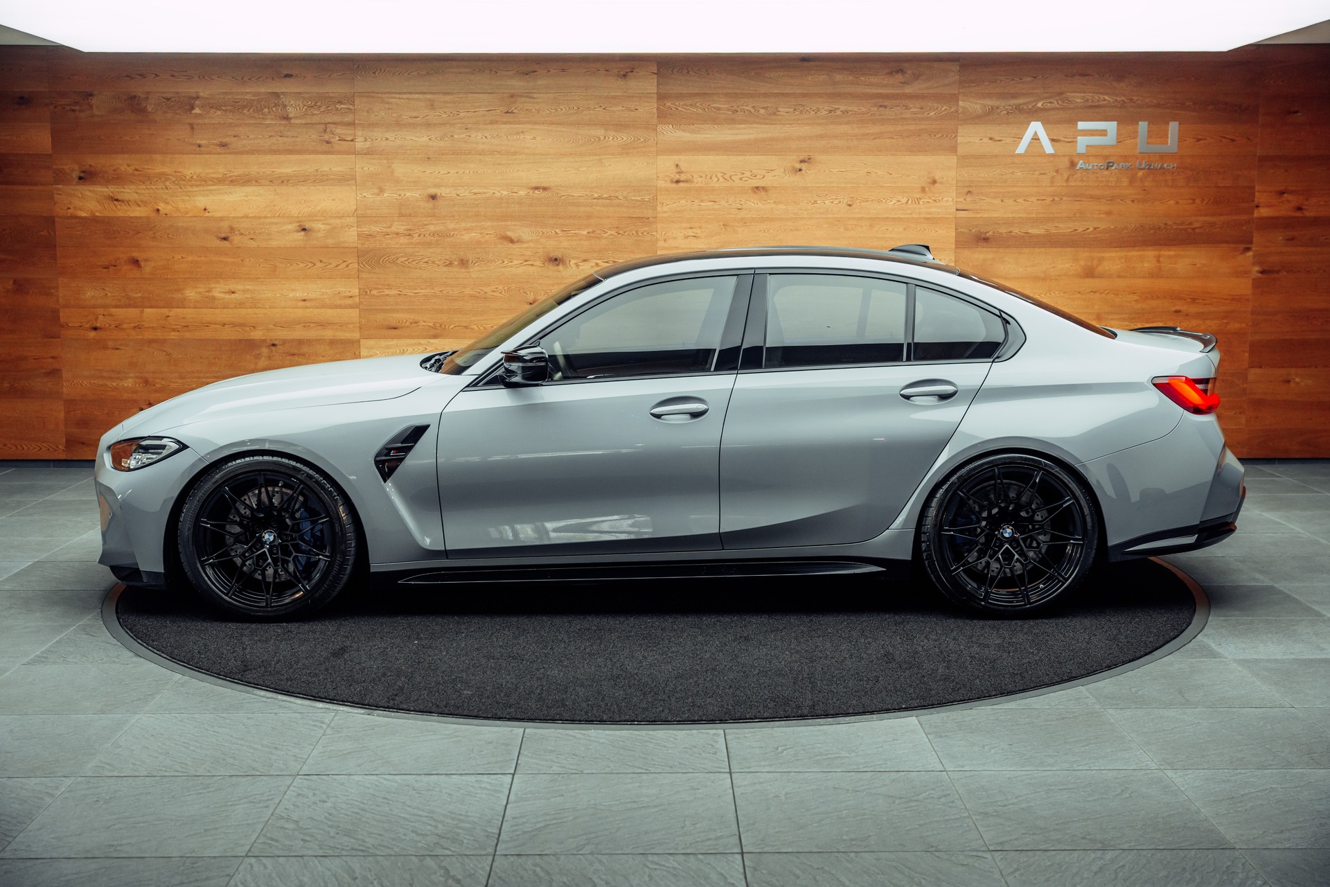 BMW M3 Competition xDrive-image-10