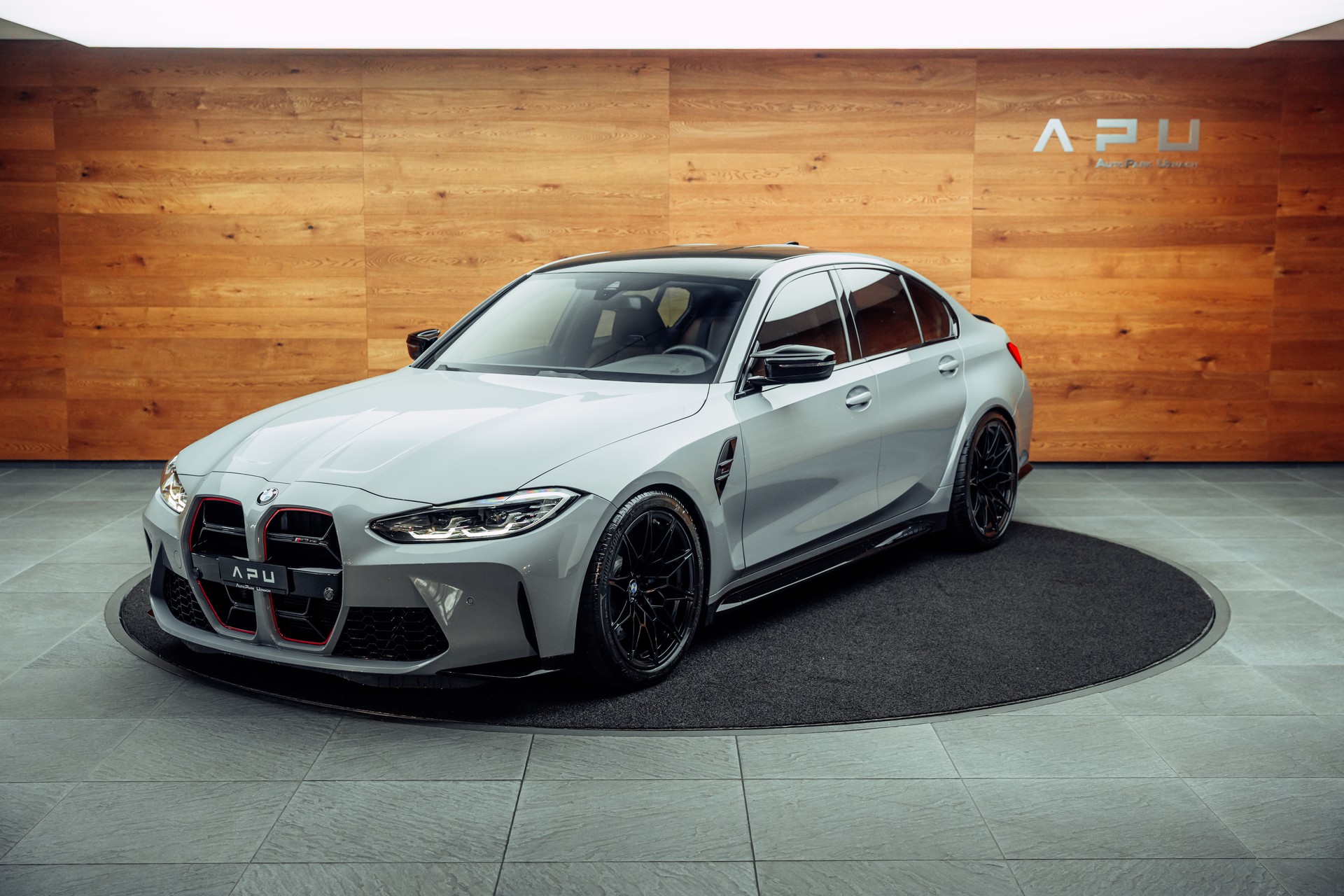 BMW M3 Competition xDrive-showroom-element-3
