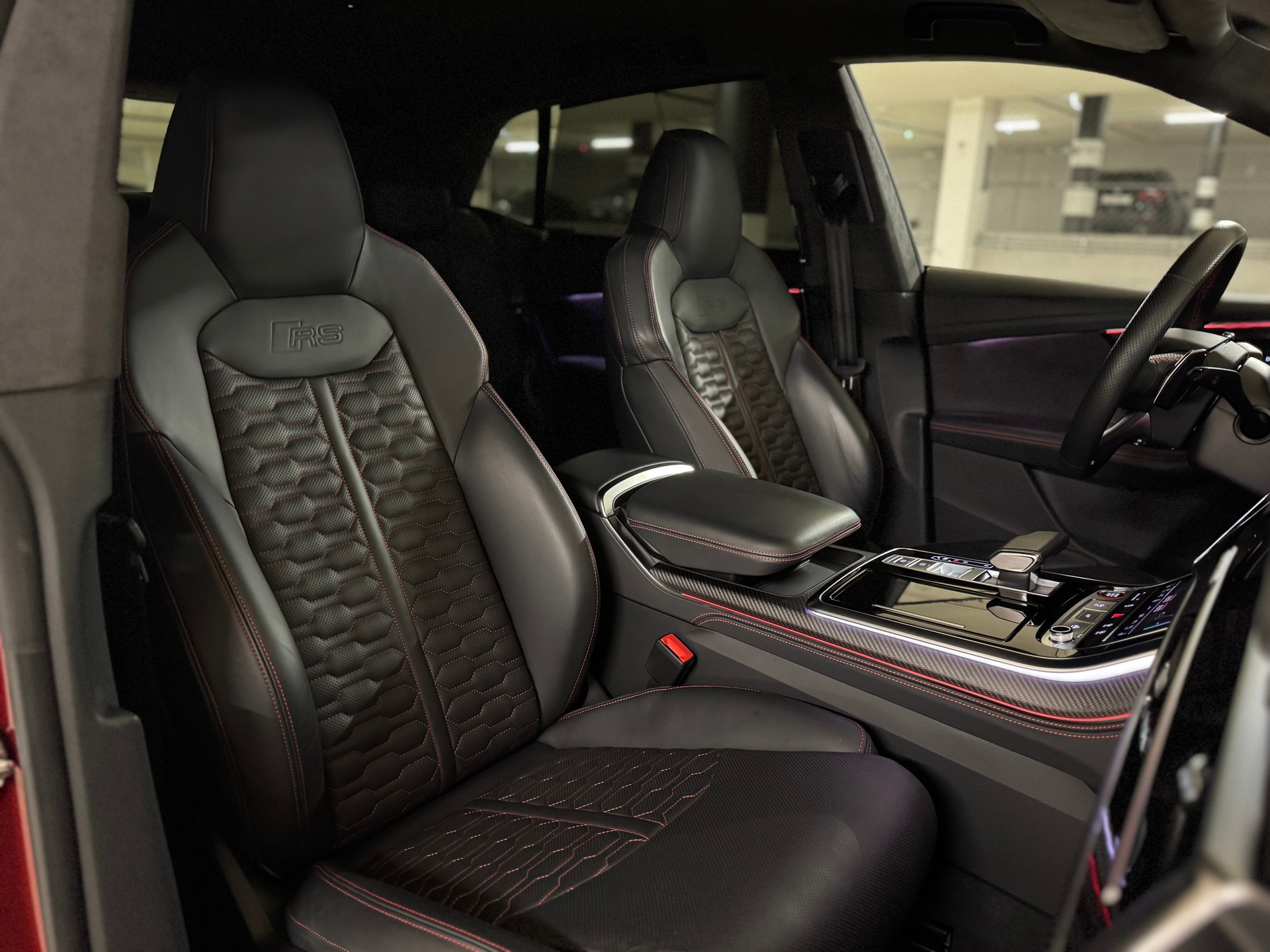 AUDI RSQ8 quattro tiptronic-image-15