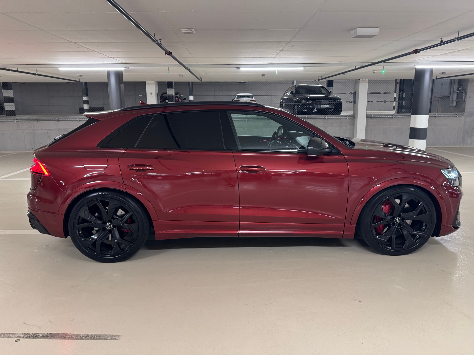 AUDI RSQ8 quattro tiptronic-image-6