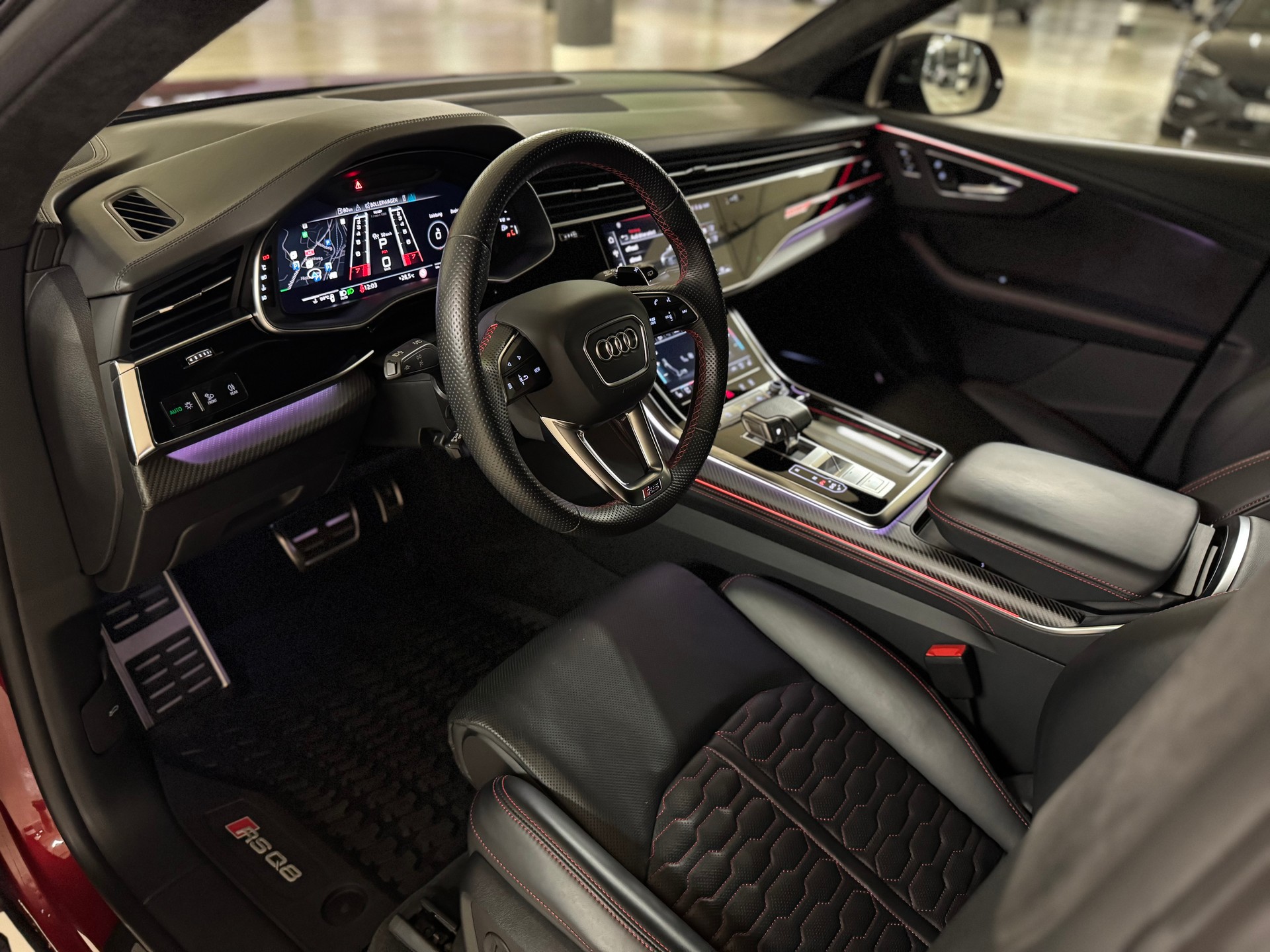 AUDI RSQ8 quattro tiptronic-image-11