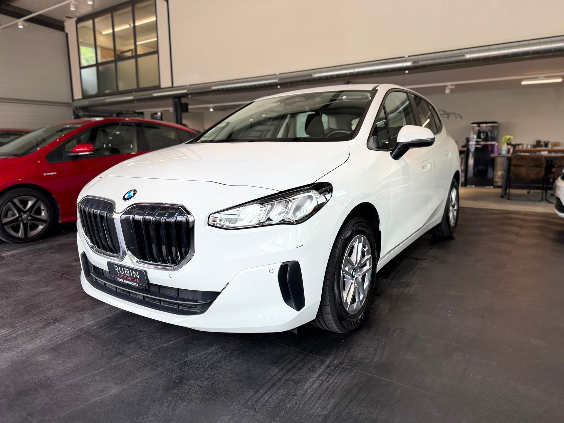 BMW 218i Active Tourer DKG