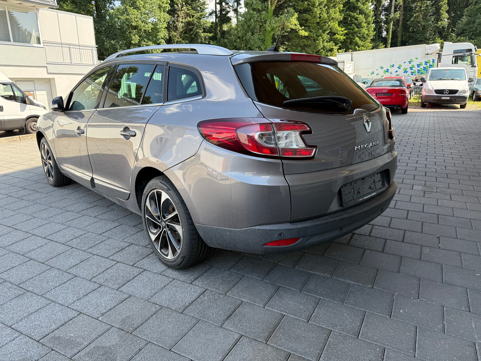 RENAULT Mégane Grandtour 1.2 16V Turbo Swiss Edition EDC-image-6