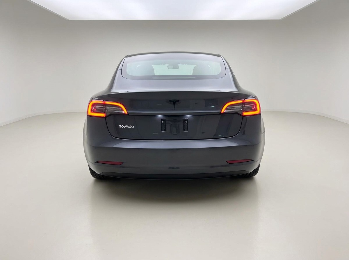 TESLA Model 3 RWD Long Range-image-5