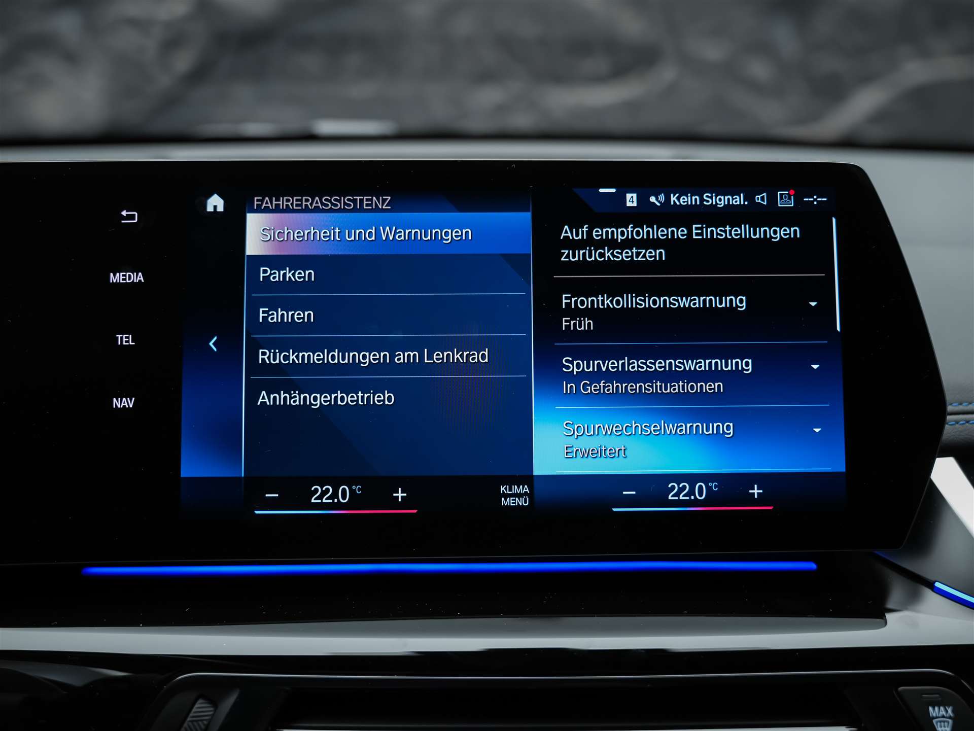 BMW X1 xDrive 23i M Sport *Abstandsregler*El. Sitze mit Memory*AHK*-image-34