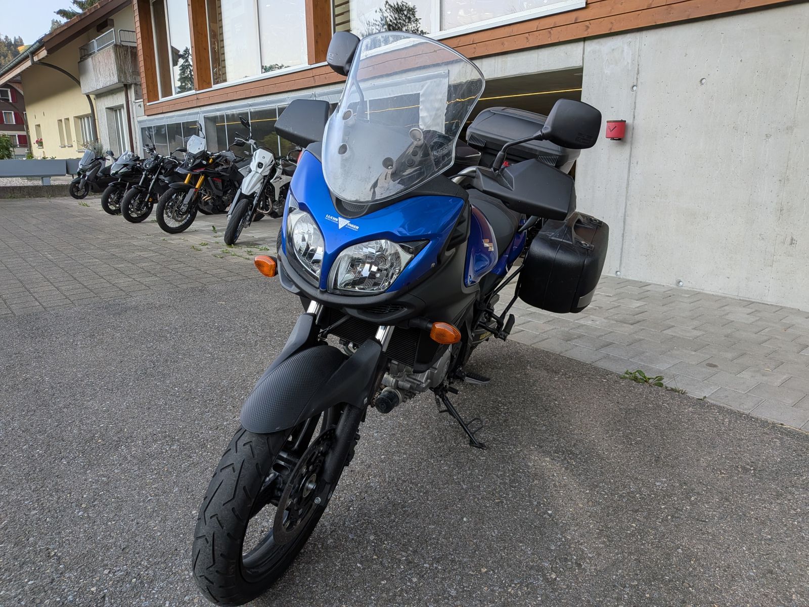 SUZUKI DL 650-image-2