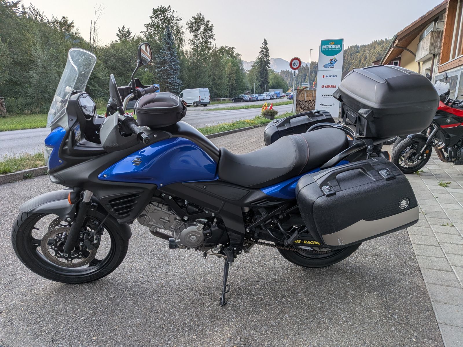 SUZUKI DL 650-image-3