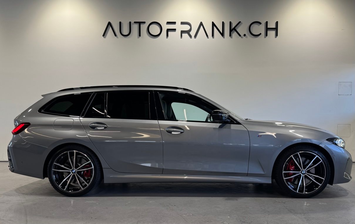 BMW M 340-showroom-element-1