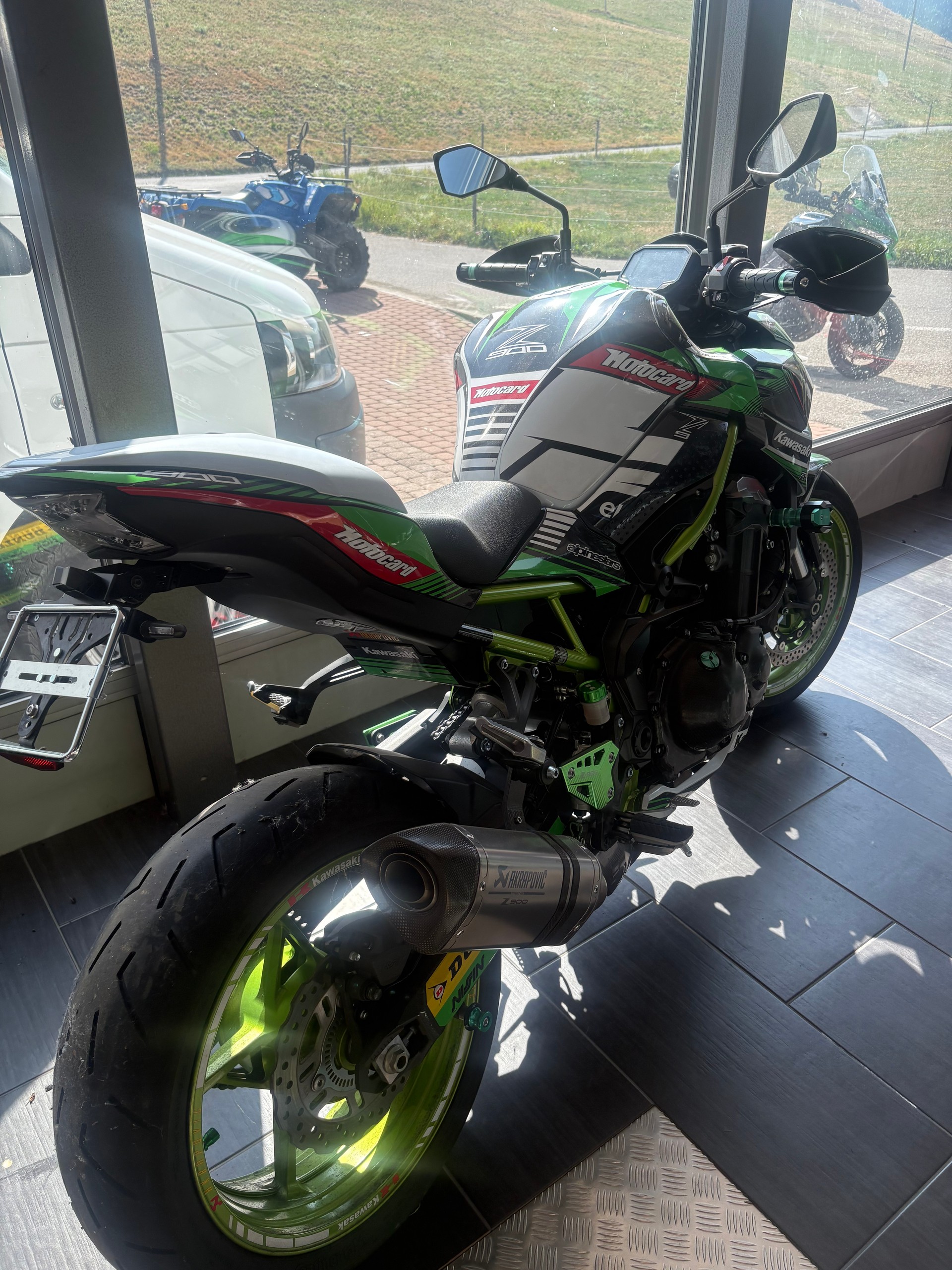 KAWASAKI Z 900-image-3