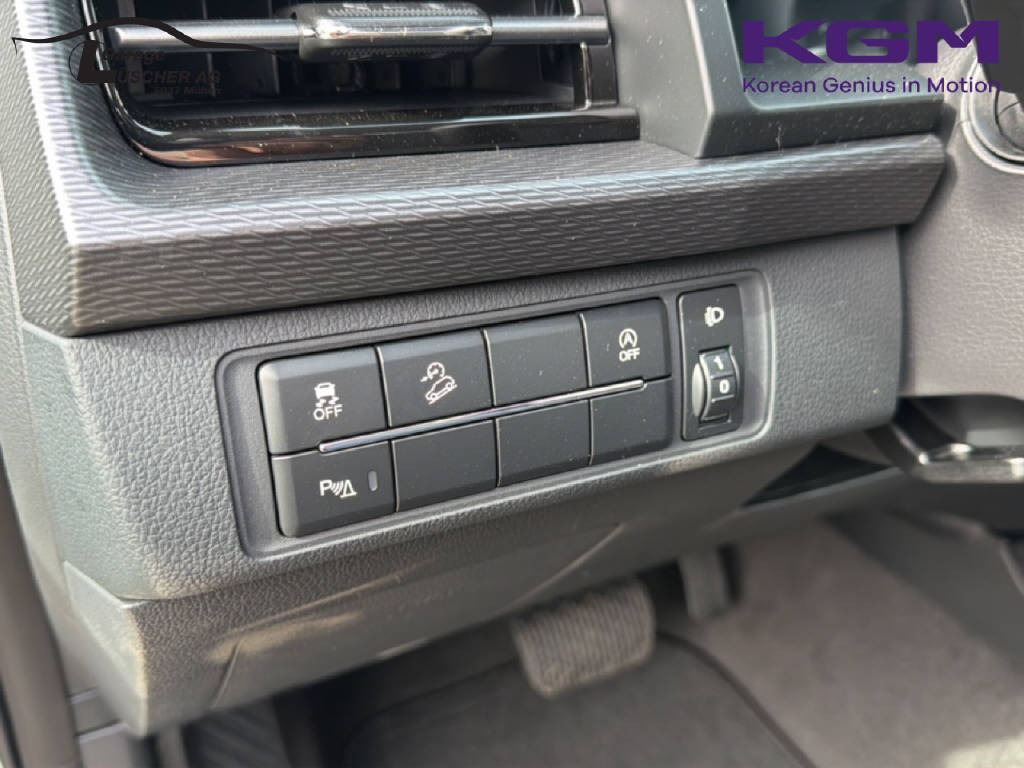 KGM-SsangYong Musso 2.2 e-XDI Platinum-image-18