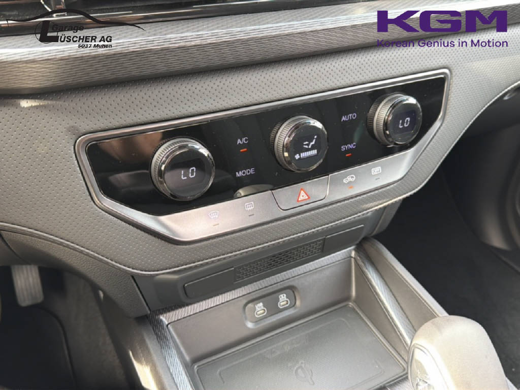 KGM-SsangYong Musso 2.2 e-XDI Platinum-image-12