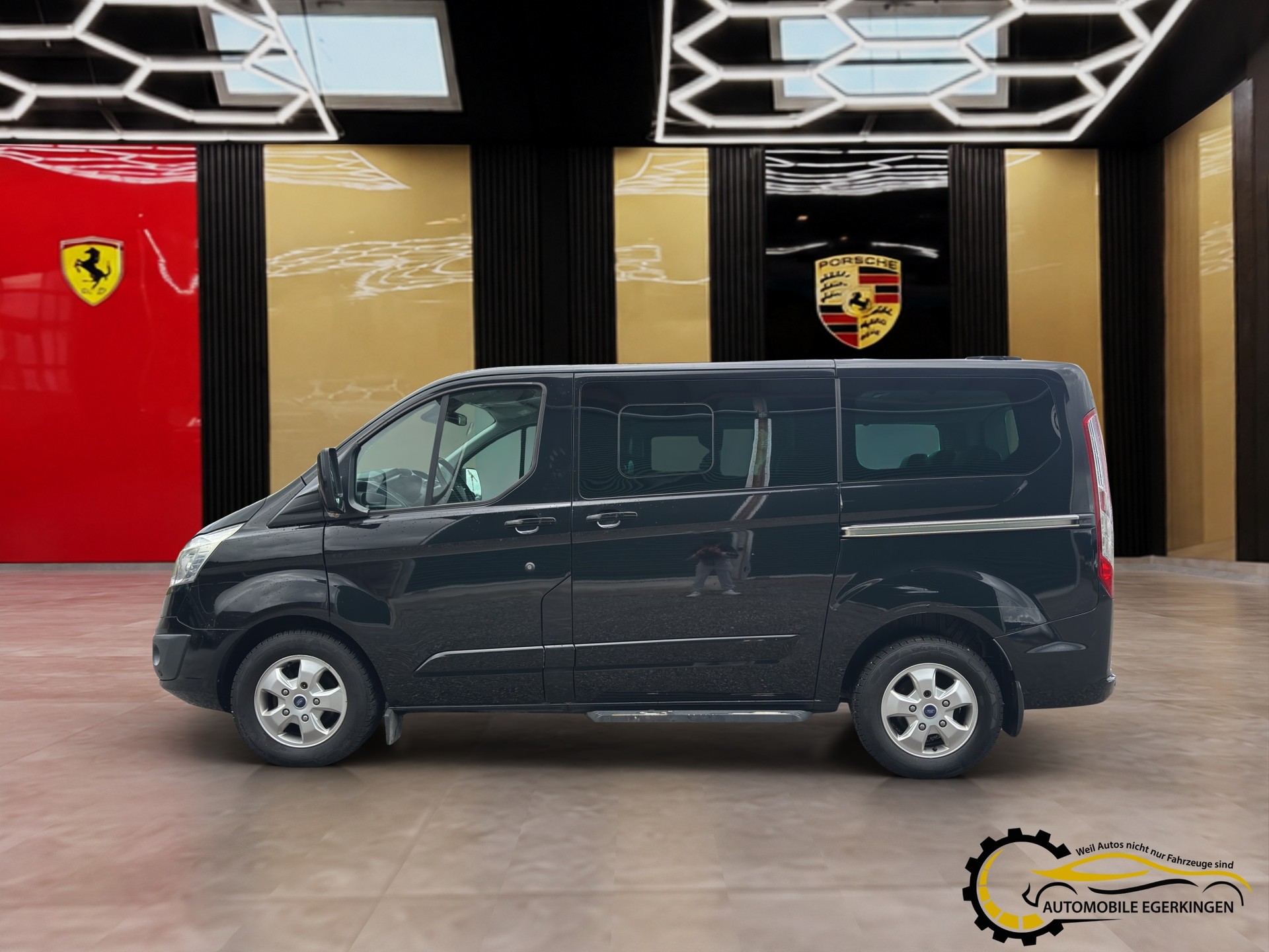 FORD Tourneo C Bus 310 L1 2.0 TDCi 170 Titanium-image-7