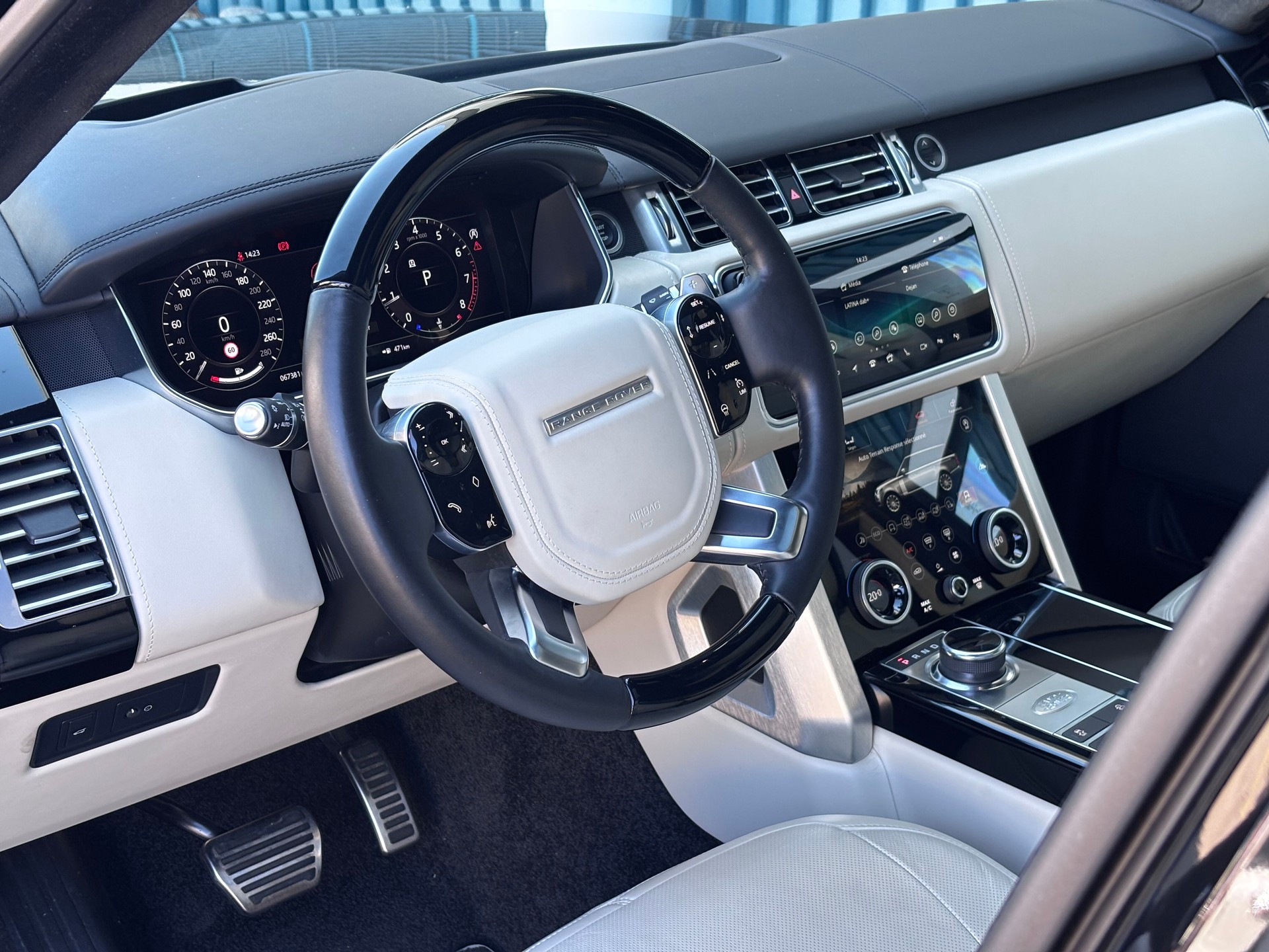 LAND ROVER Range Rover 5.0 V8 S/C AB Automatic-image-11
