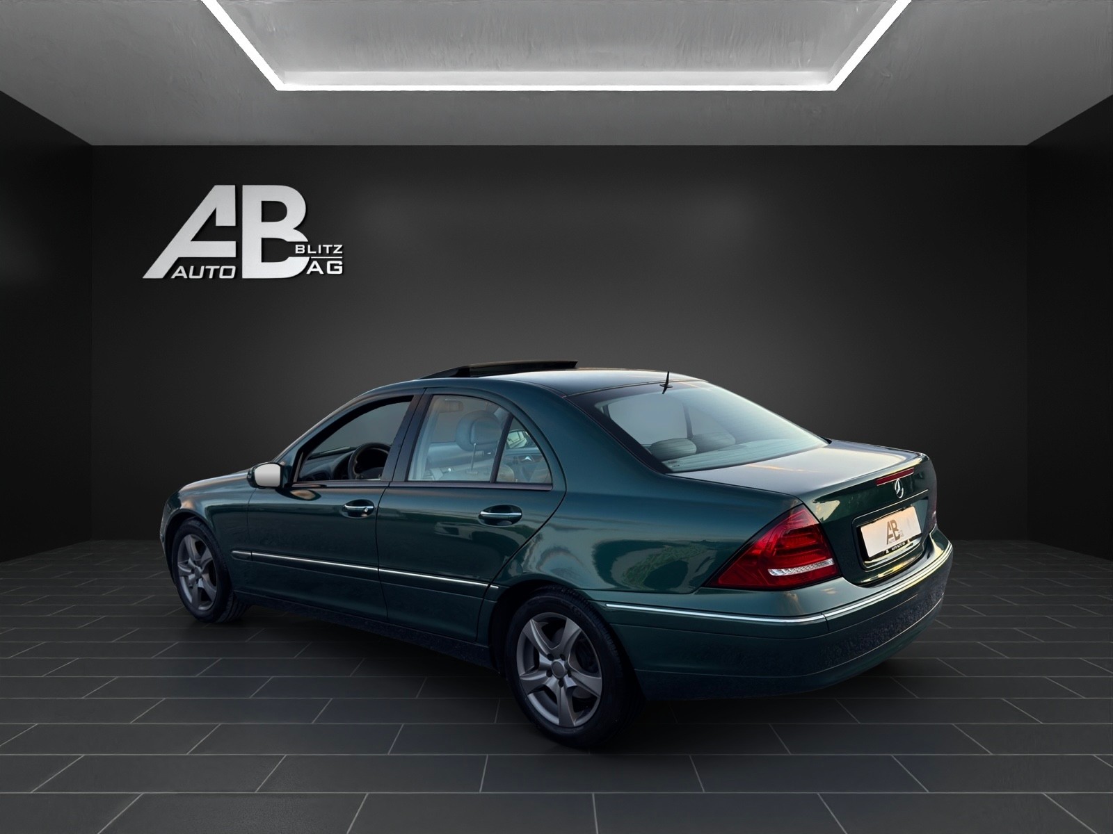 MERCEDES-BENZ C 320 Elégance Automatic-showroom-element-2