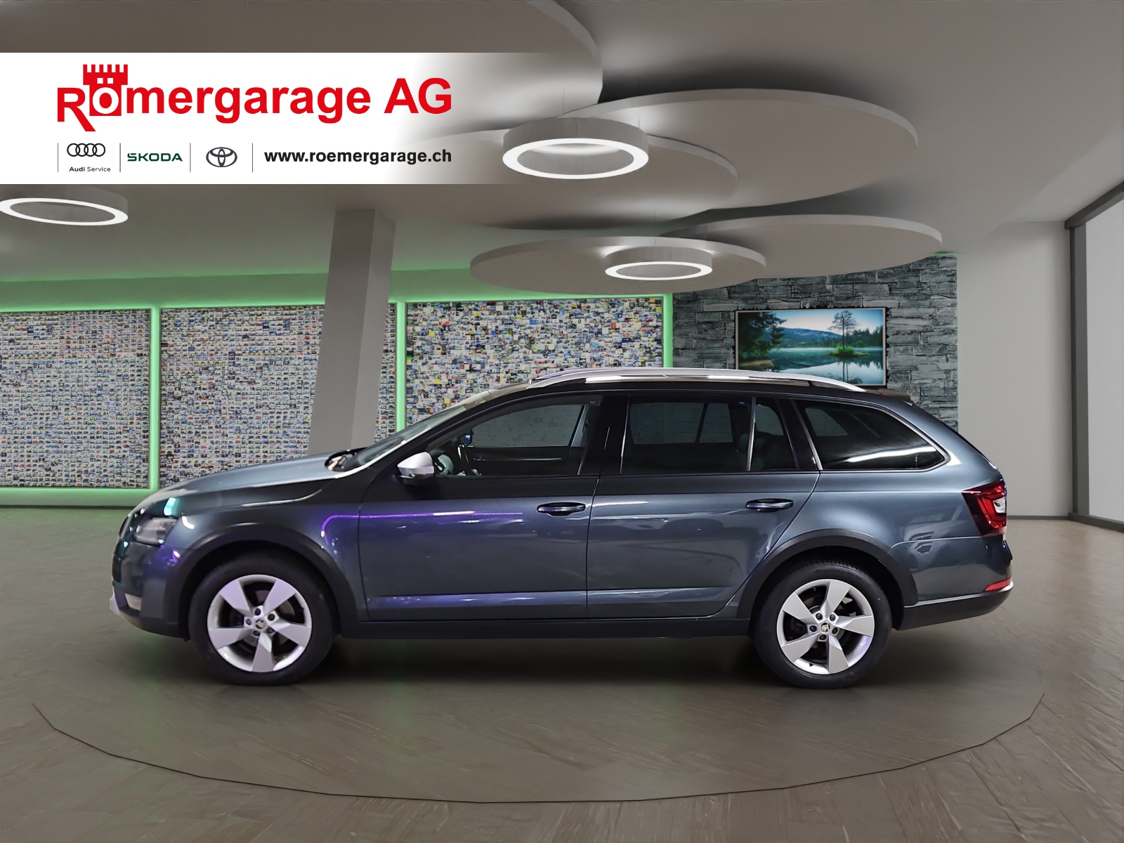 SKODA Octavia Combi 2.0 TDI Scout 4x4 DSG-showroom-element-1