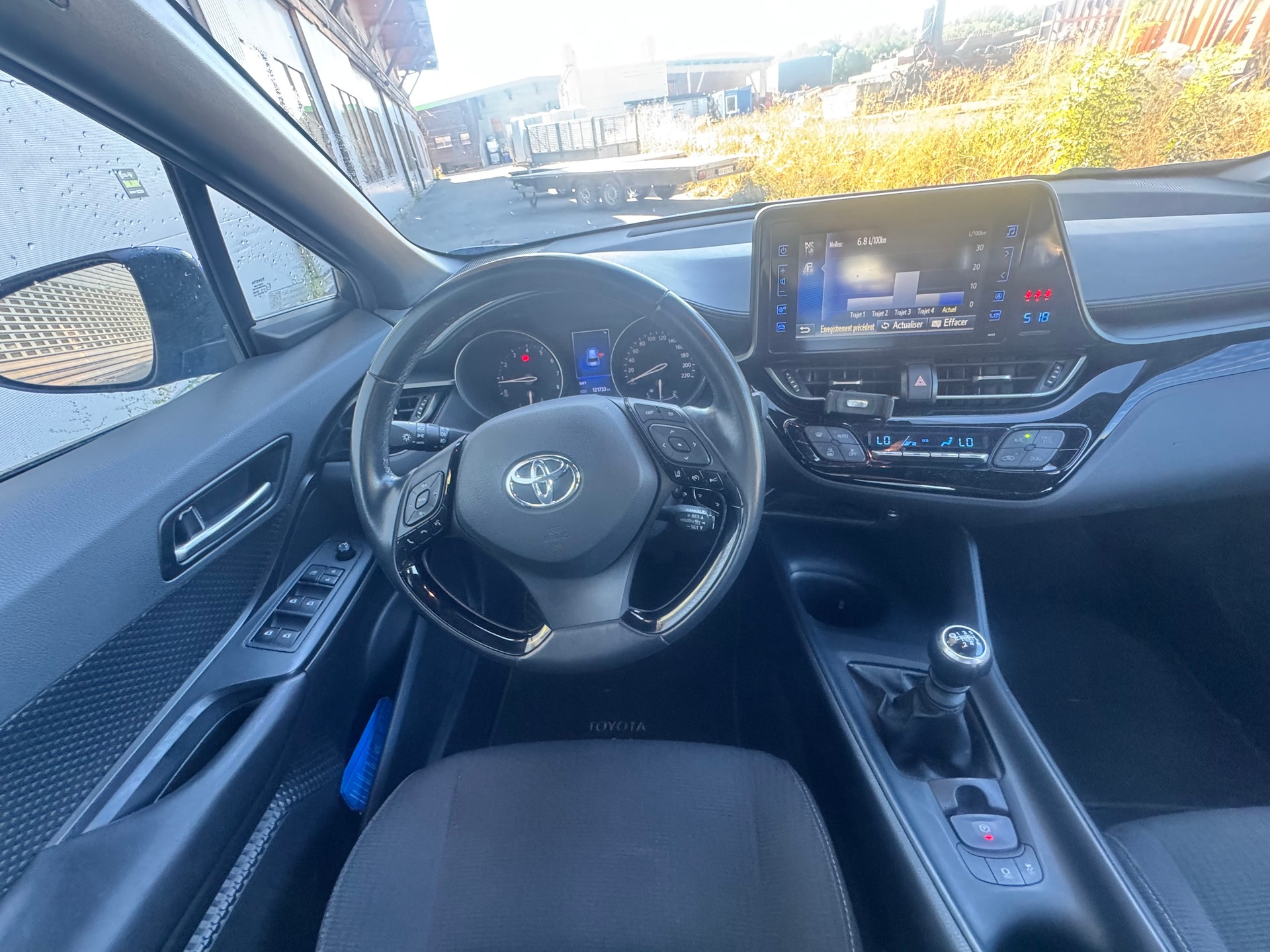 TOYOTA C-HR 1.2 Turbo Comfort-image-8