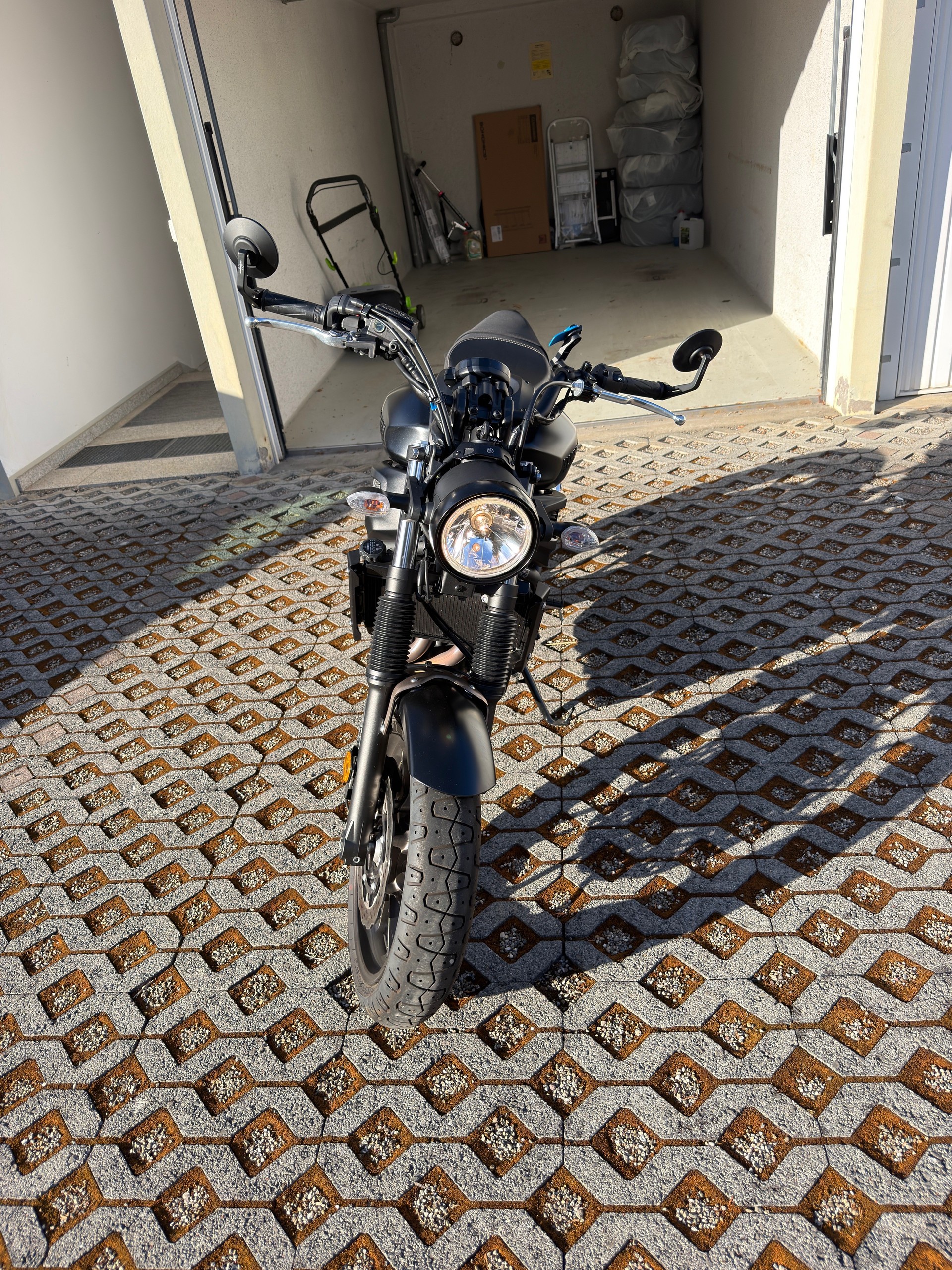 YAMAHA XSR 700 (35kW)-image-4