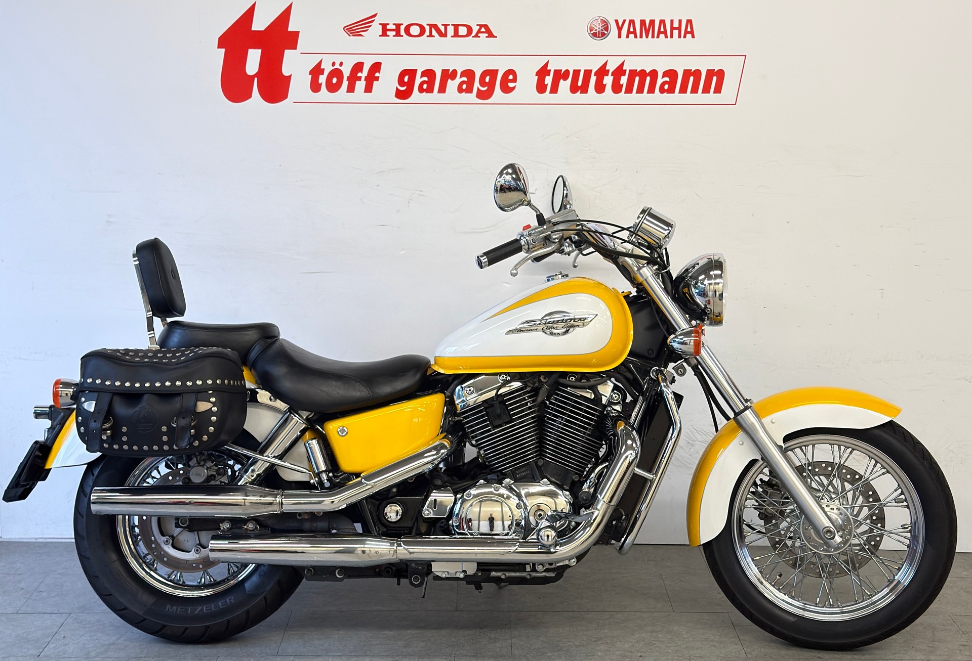 HONDA VT 1100 C2 S-W Shadow-image-0