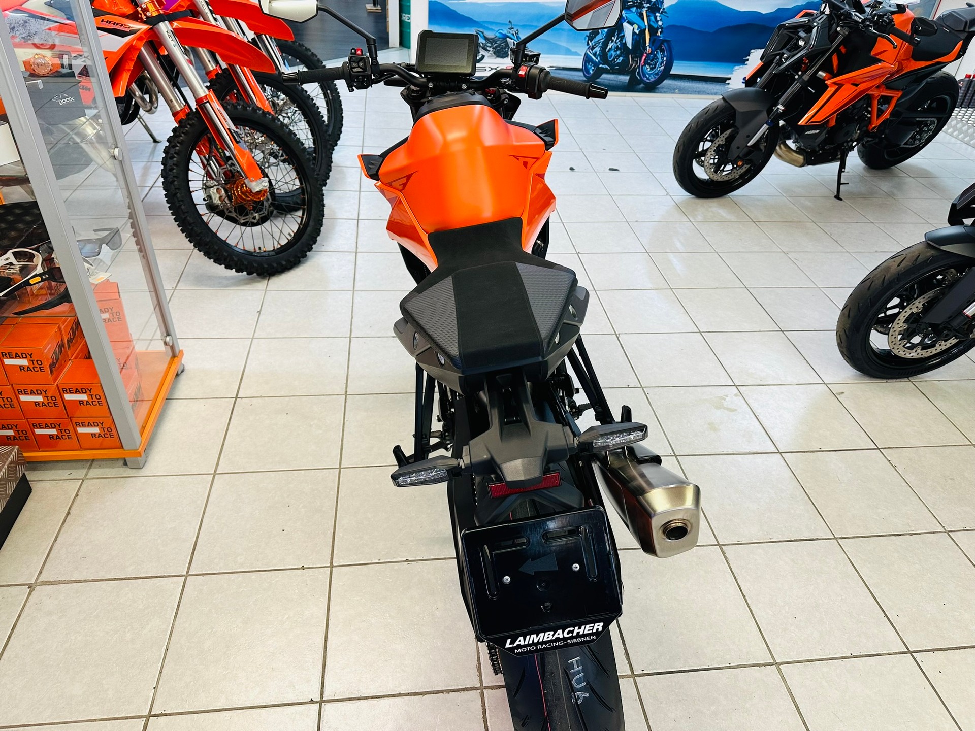 KTM 990 Duke-image-5