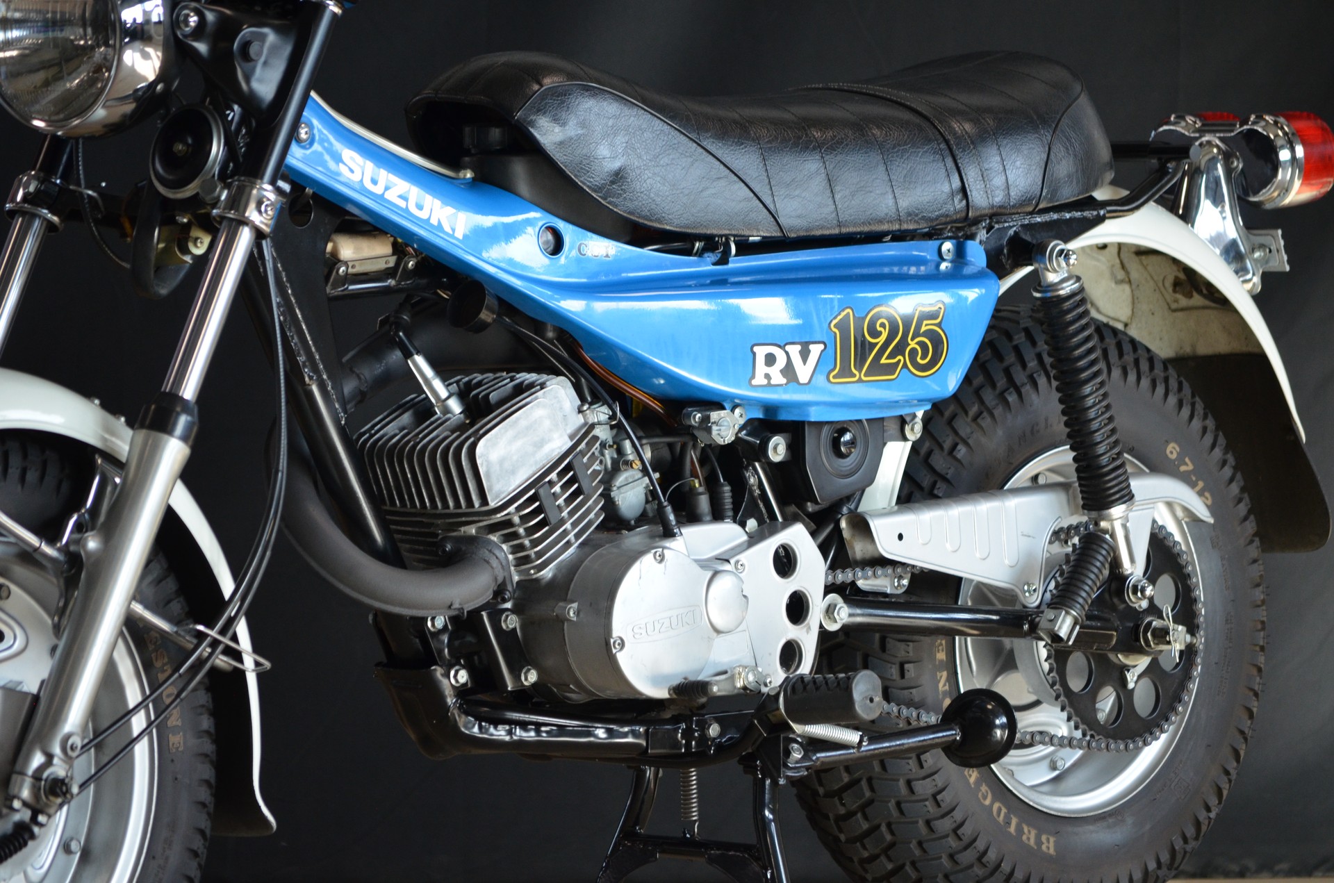 SUZUKI RV 125-image-9