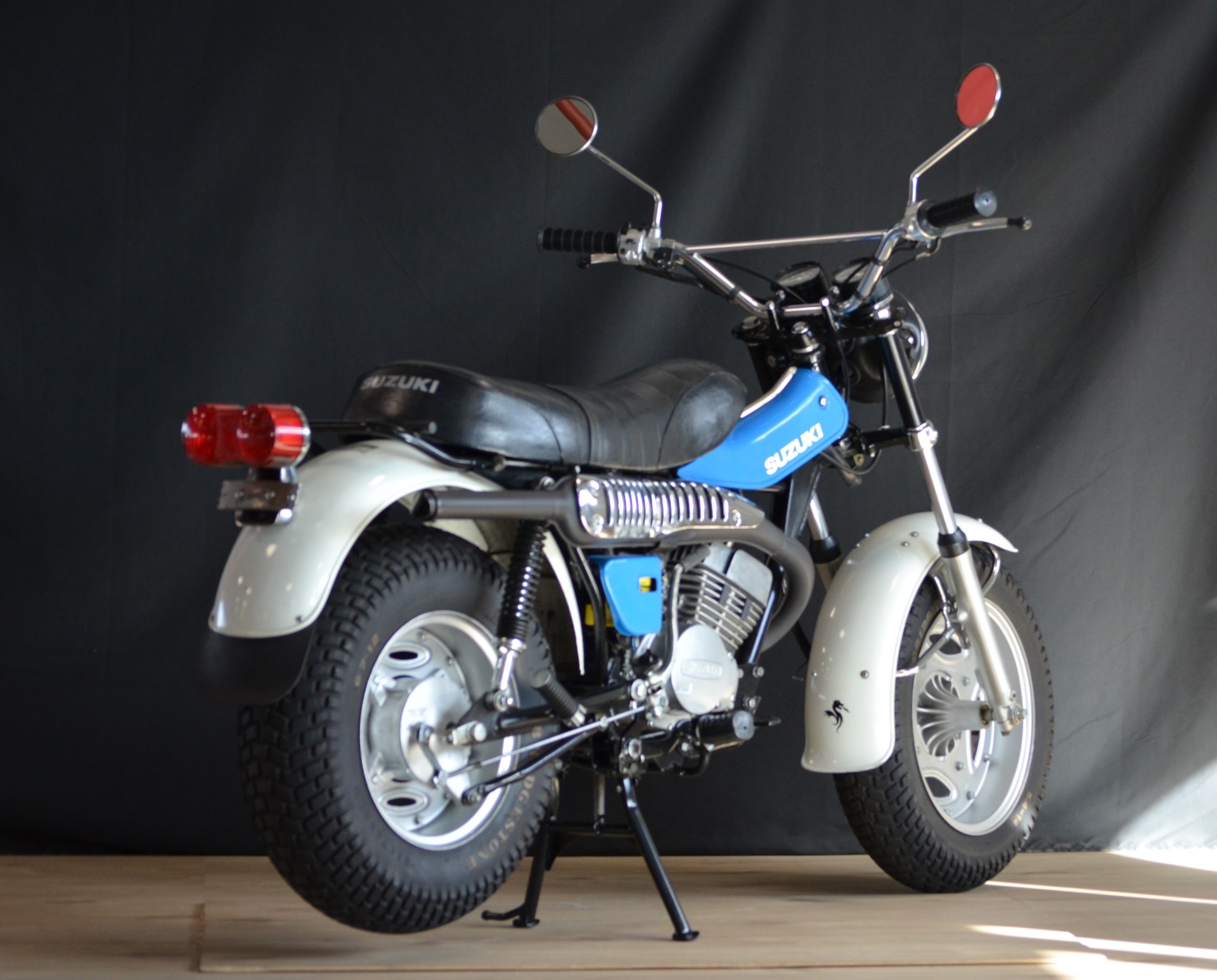 SUZUKI RV 125-image-6