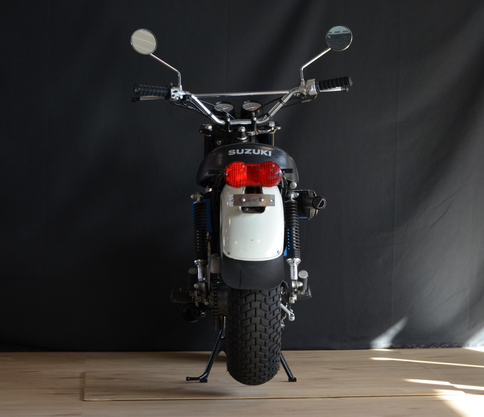 SUZUKI RV 125-image-4