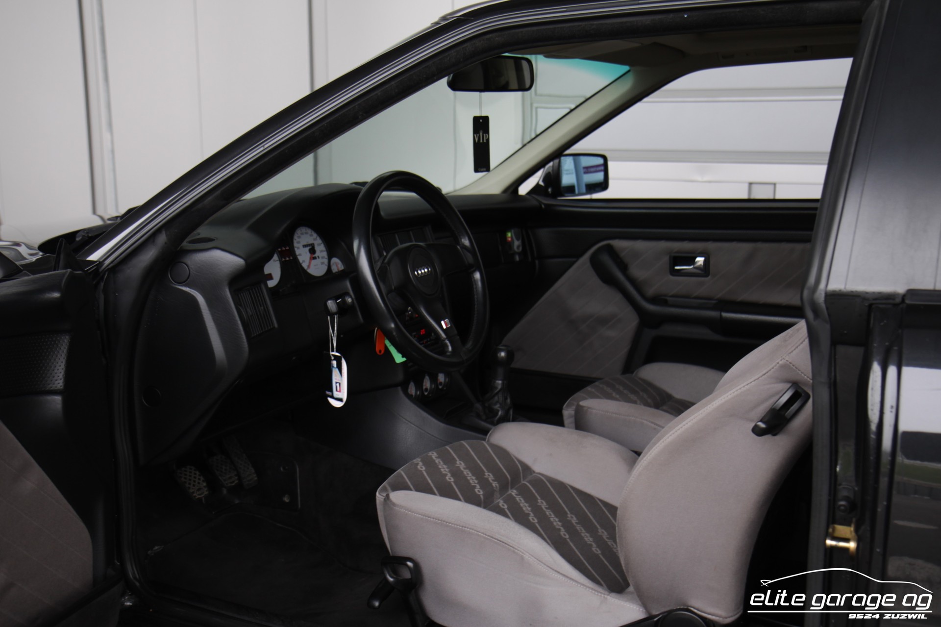 AUDI Coupé S2 quattro Turbo Liebhaberfahrzeug-image-11