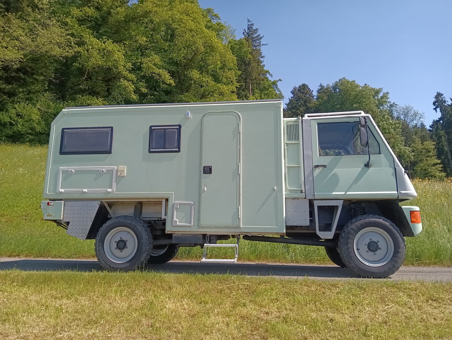 BUCHER Duro 4x4-image-4