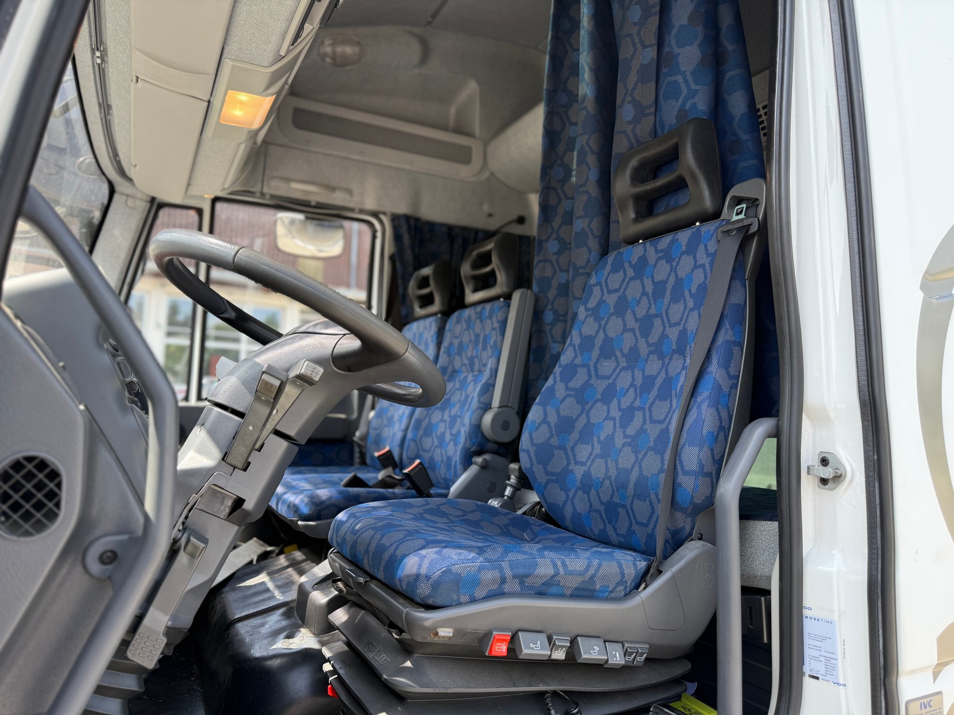 IVECO 75E18P Eurocargo-image-14
