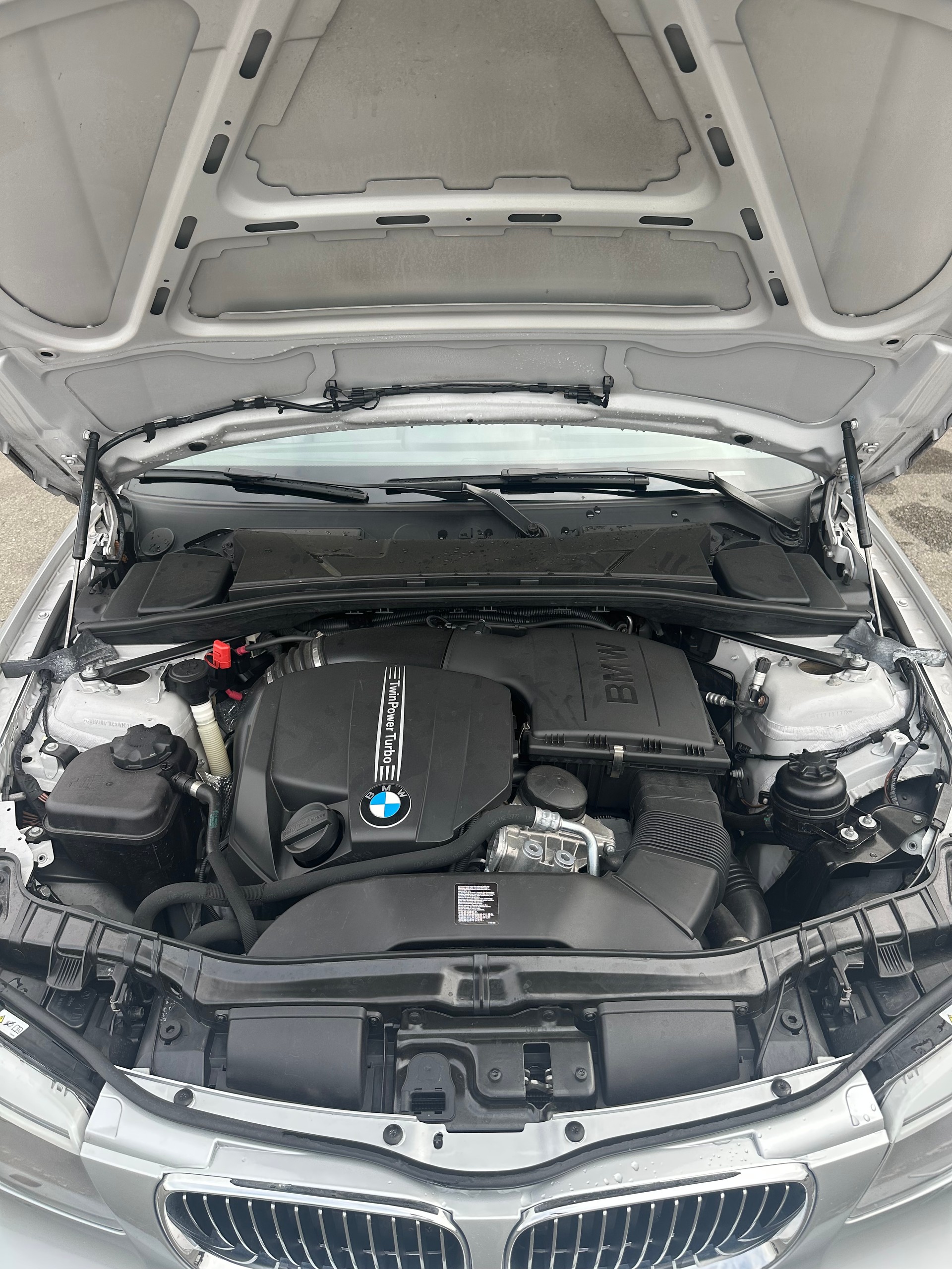 BMW 135i Cabrio DSG-image-2