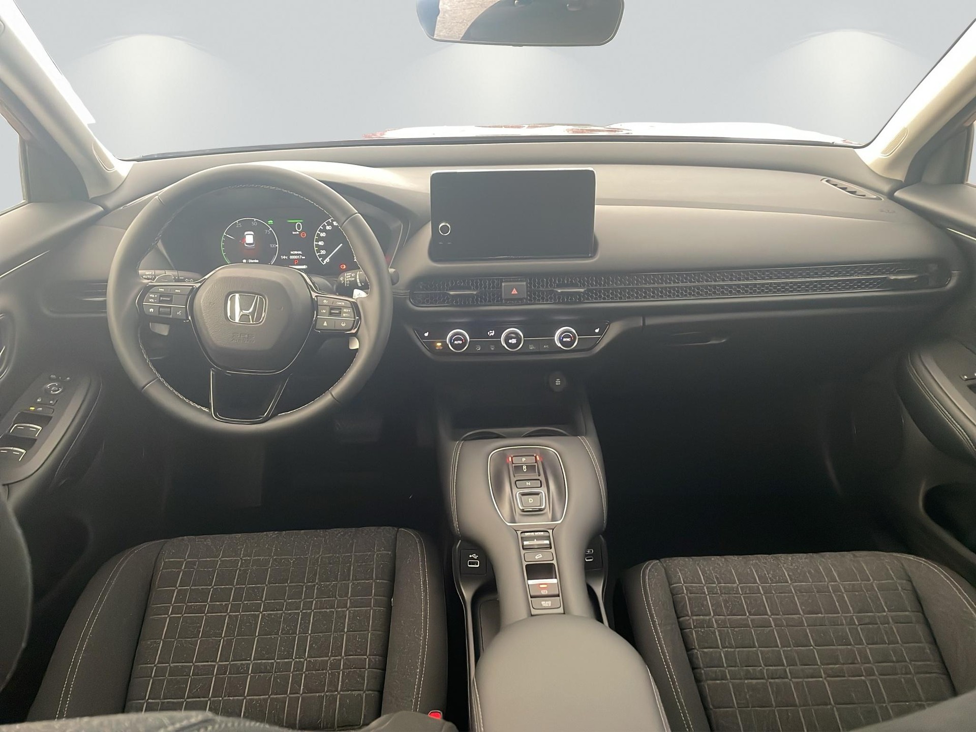 HONDA ZR-V 2.0 i-MMD Elegance-image-12
