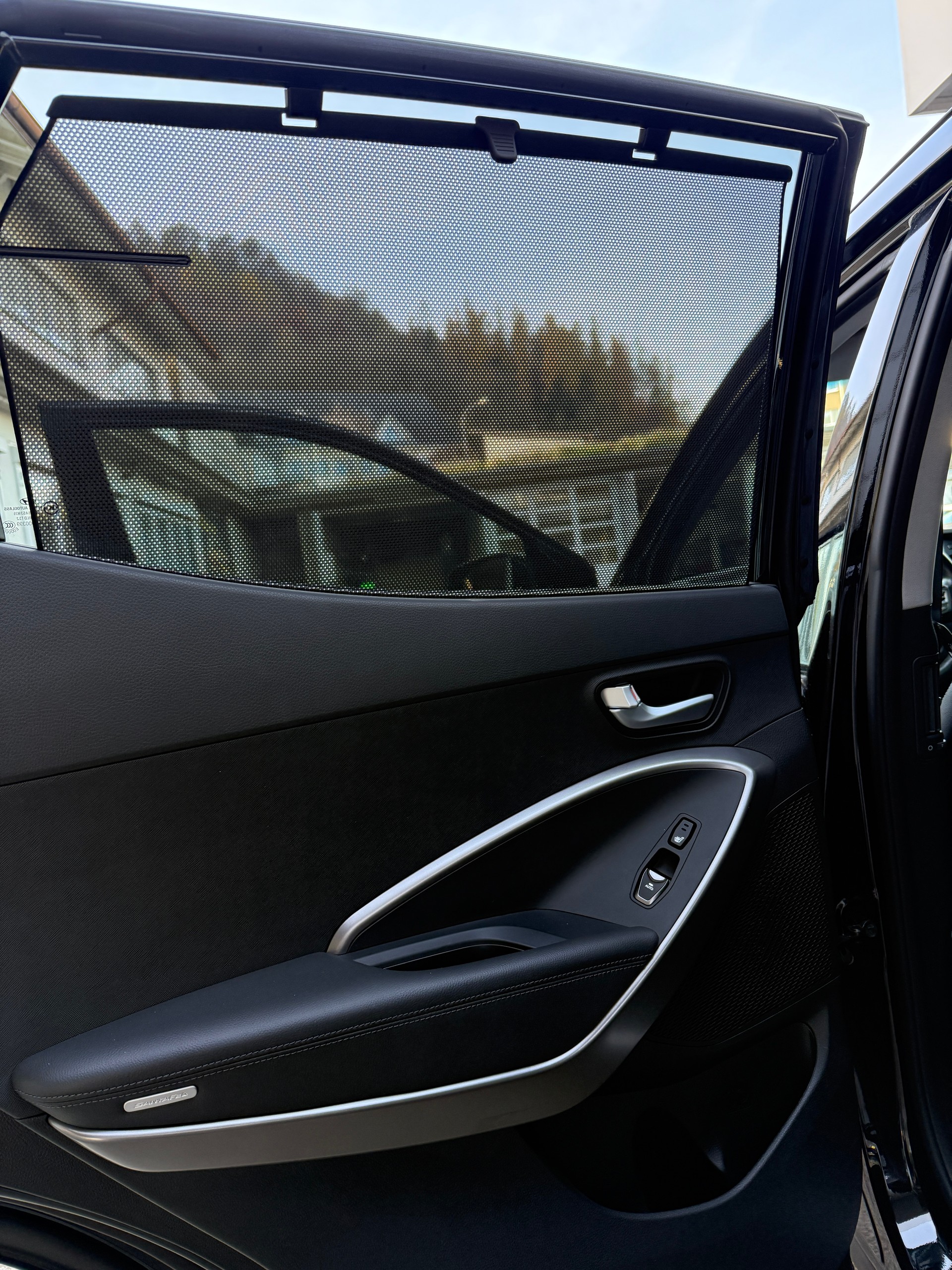 HYUNDAI Santa Fe 2.2 CRDI Premium 4WD Automatic-image-11