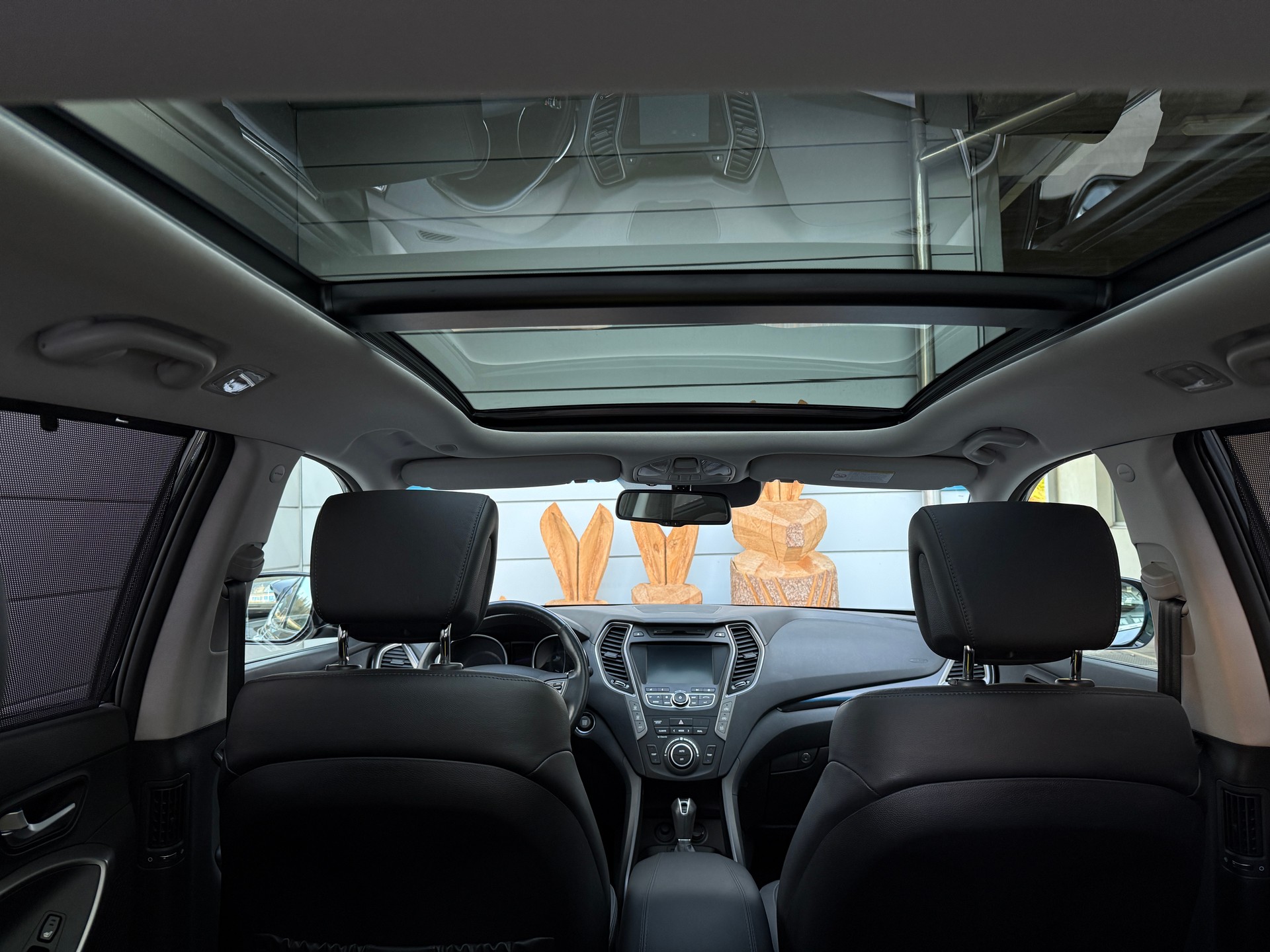 HYUNDAI Santa Fe 2.2 CRDI Premium 4WD Automatic-image-12