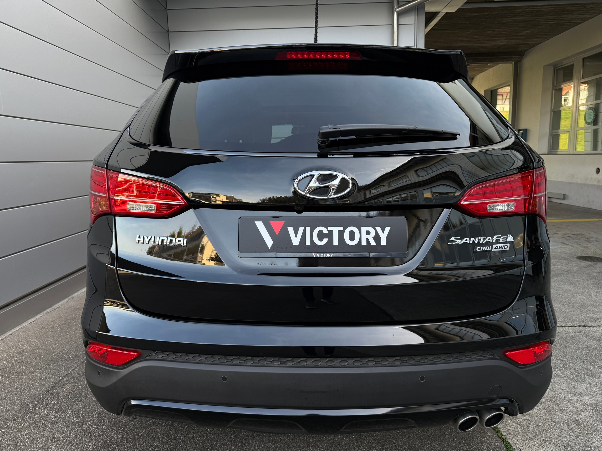 HYUNDAI Santa Fe 2.2 CRDI Premium 4WD Automatic-image-4