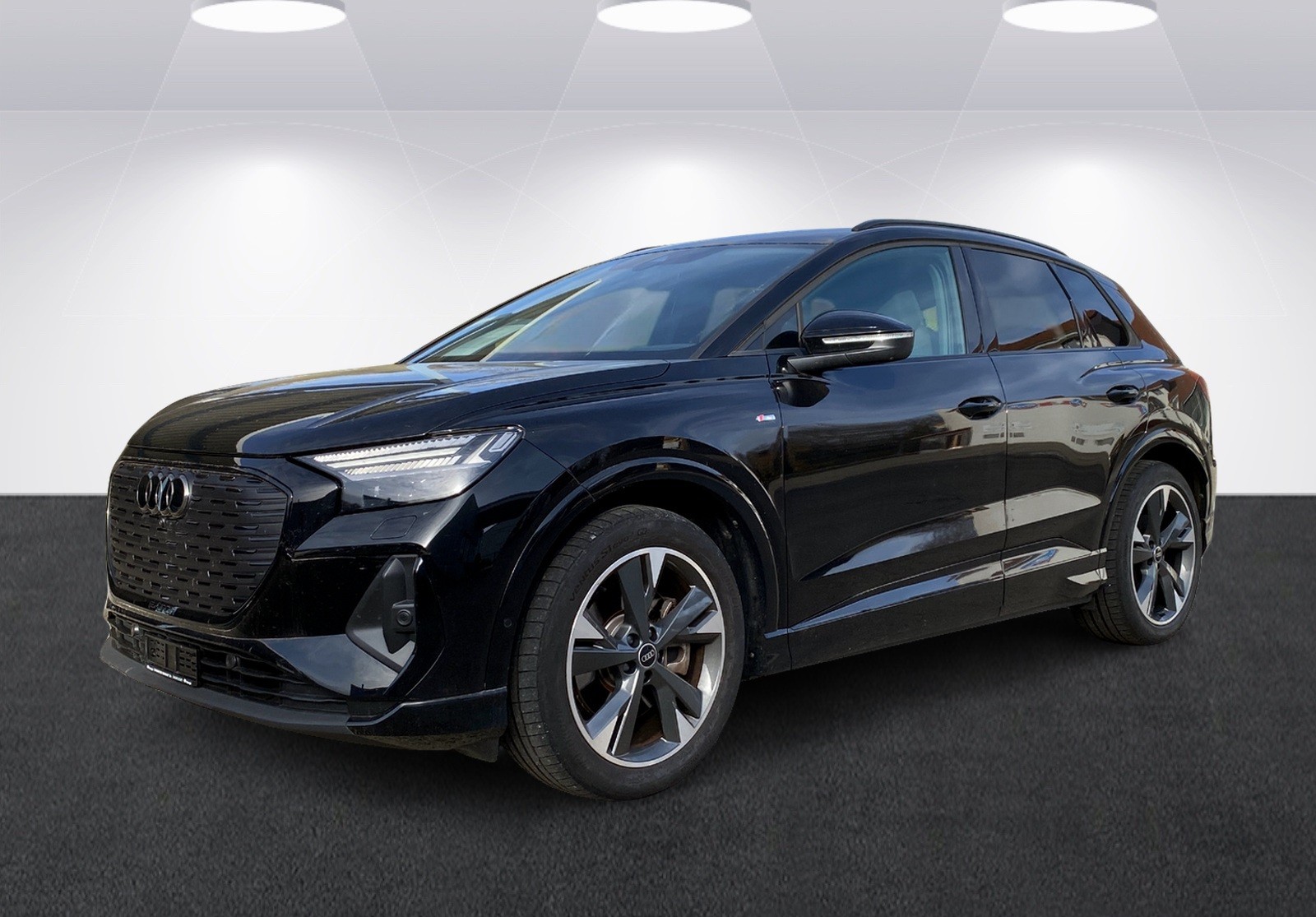 AUDI Q4 e-tron 45 quattro