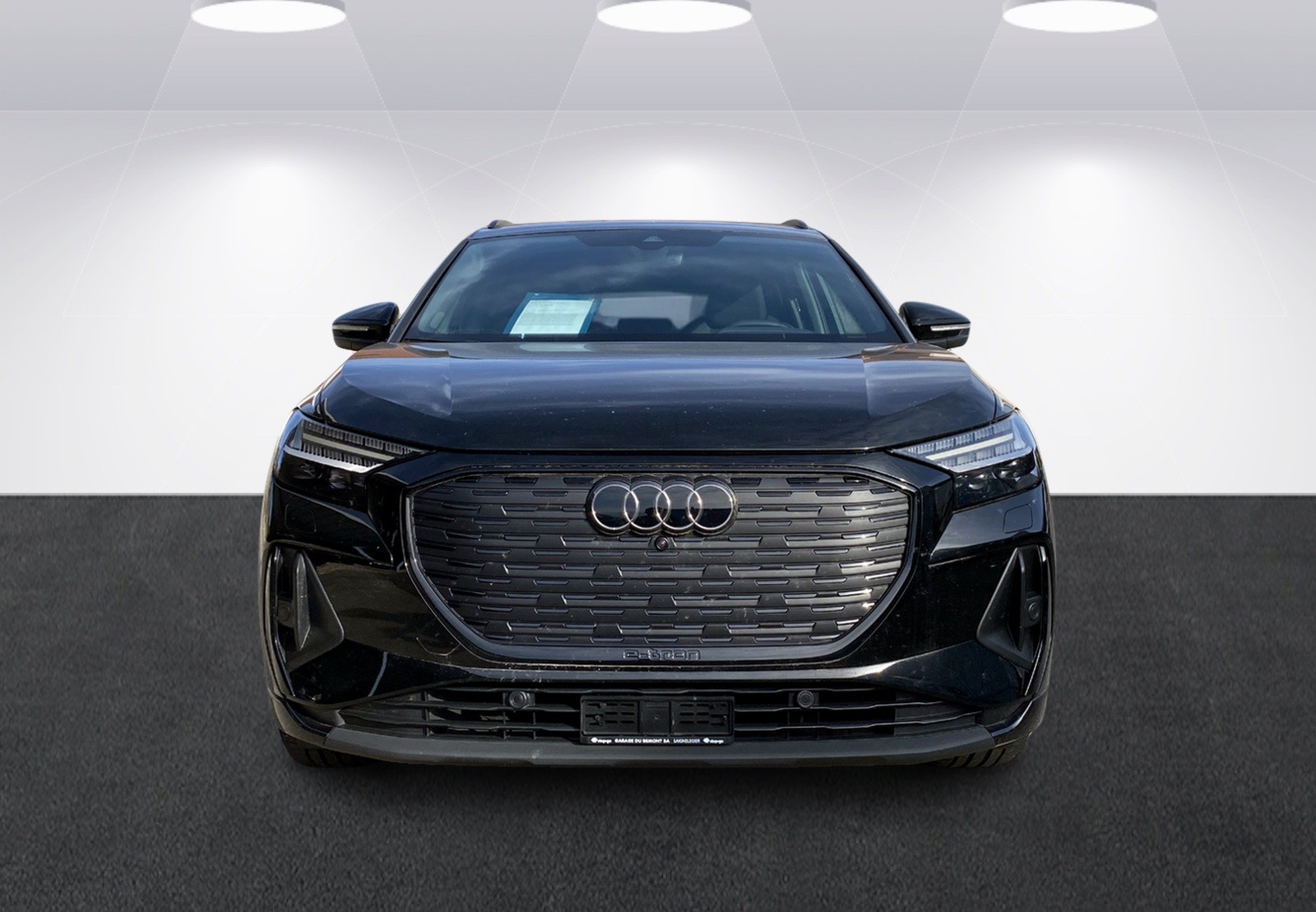 AUDI Q4 e-tron 45 quattro-image-1