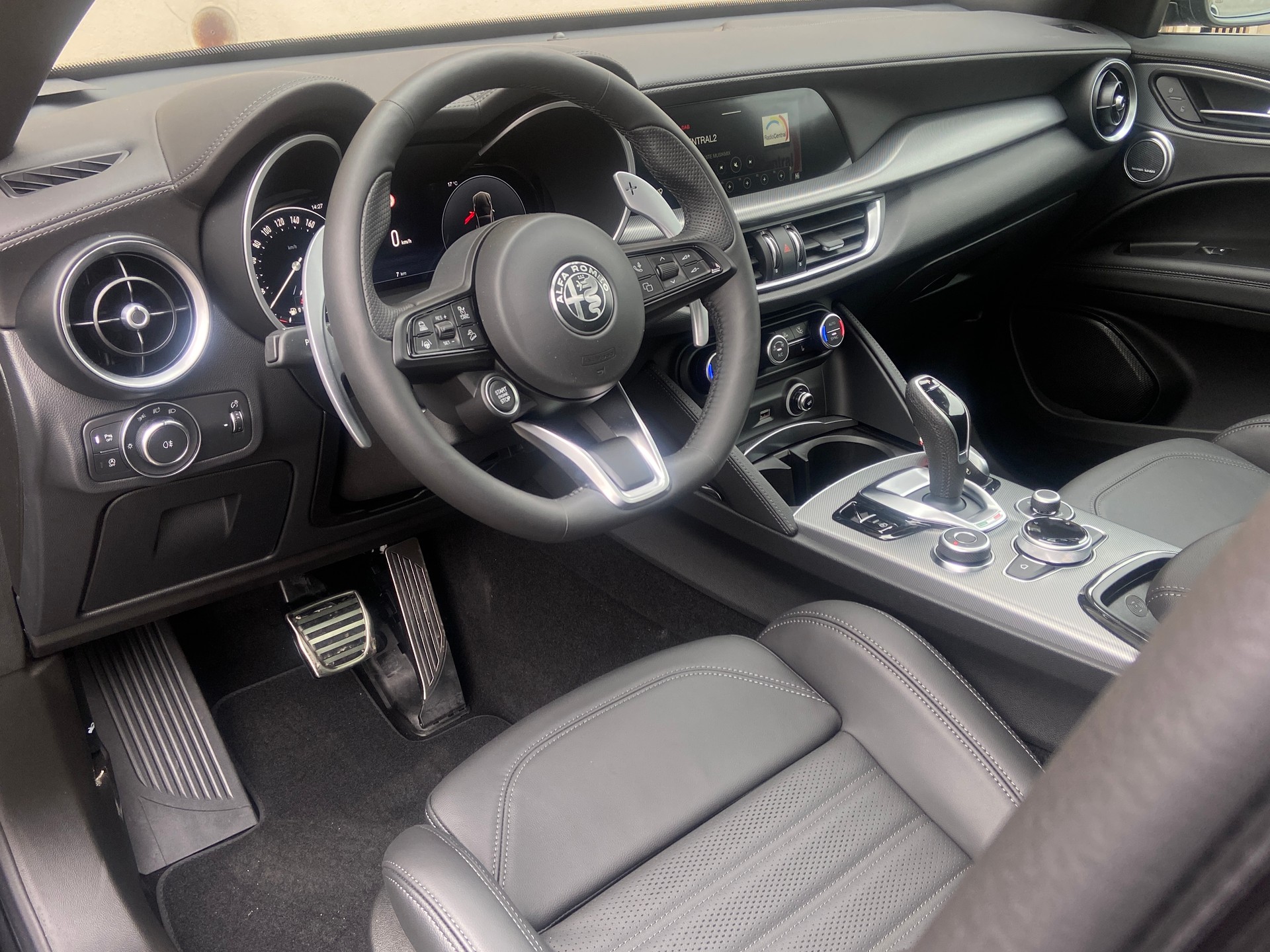 ALFA ROMEO Stelvio 2.0 Veloce Pack Premium Sky Q4 AT8-image-5