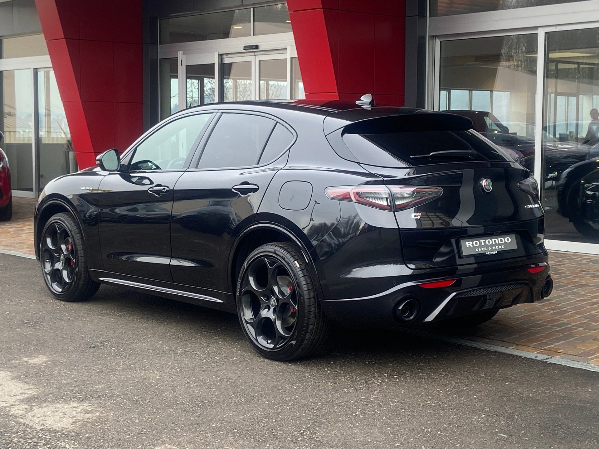 ALFA ROMEO Stelvio 2.0 Veloce Pack Premium Sky Q4 AT8-image-18