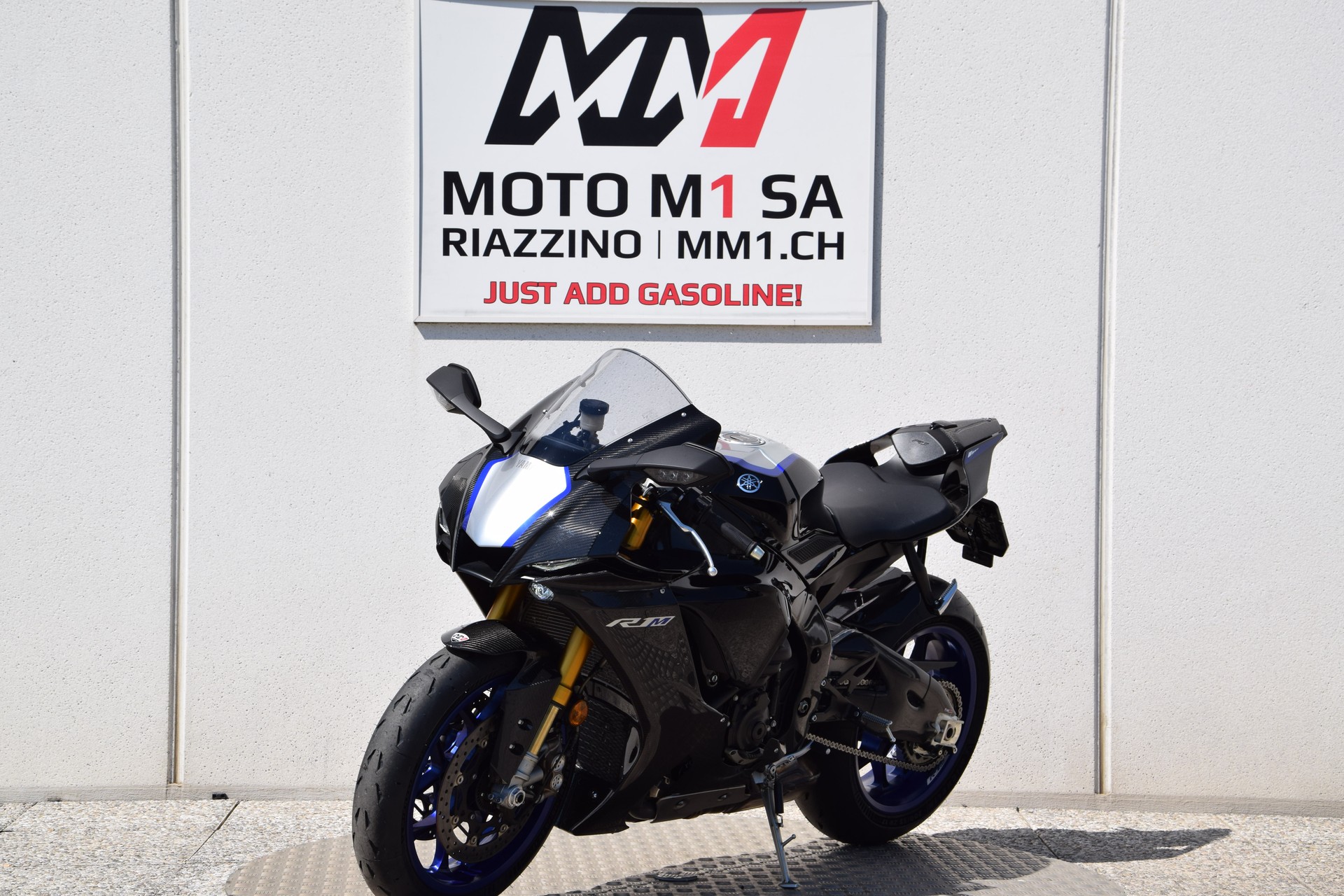 YAMAHA YZF-R1 M ABS-image-3