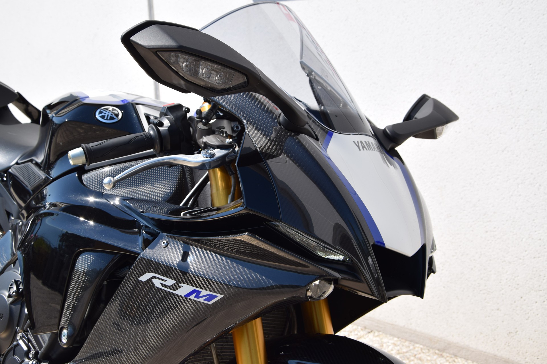 YAMAHA YZF-R1 M ABS-image-8