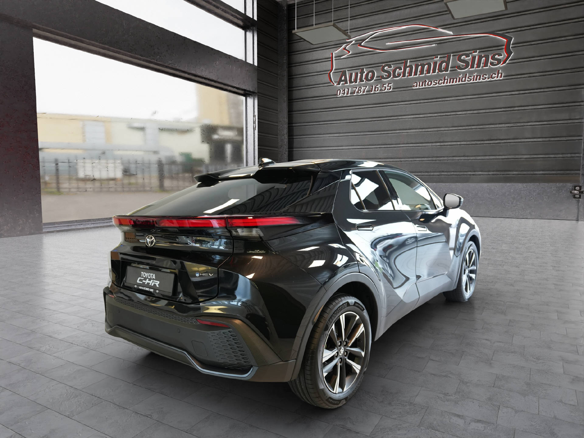 TOYOTA C-HR 1.8 HEV Swiss Edition-showroom-element-3