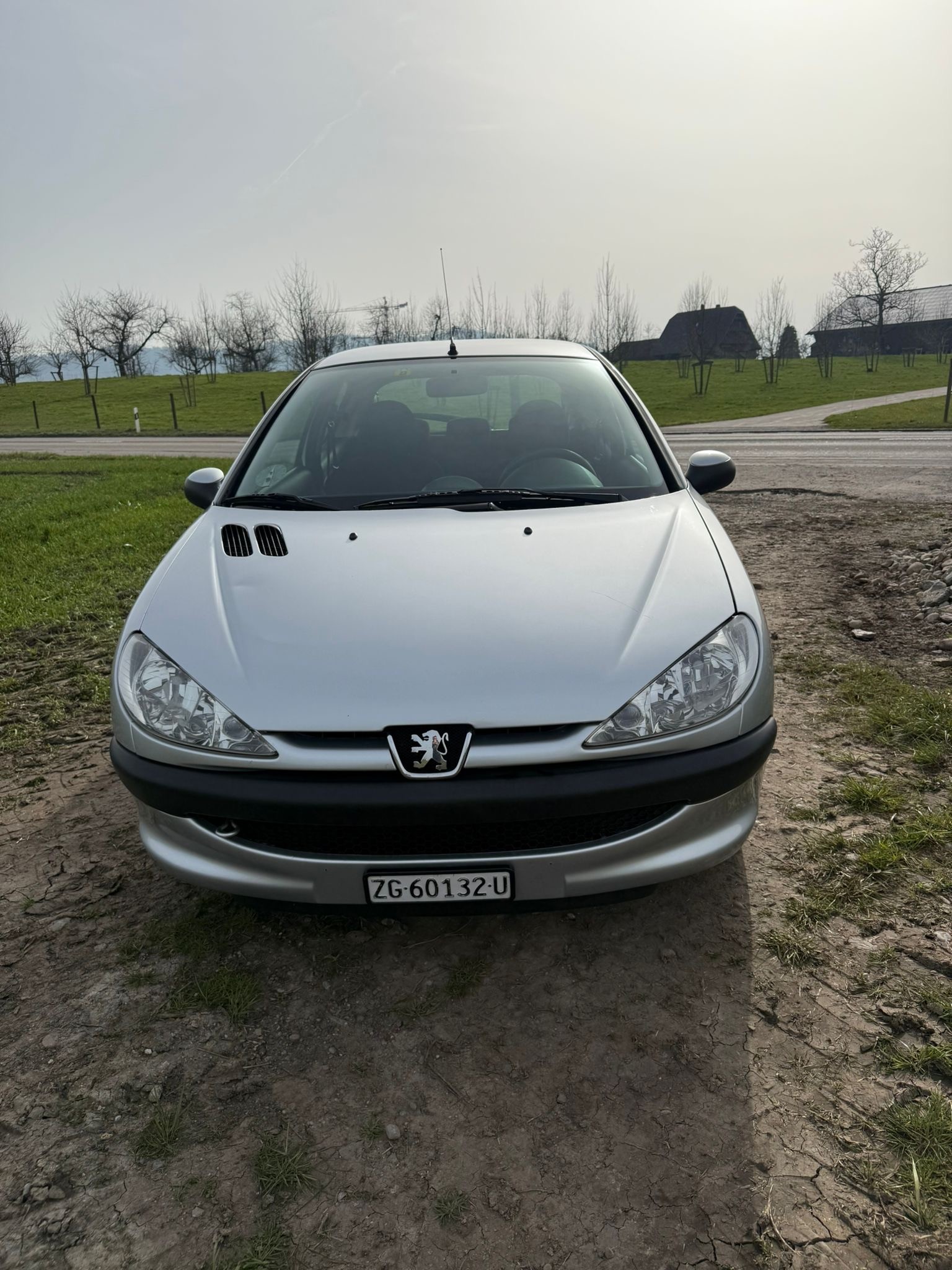 PEUGEOT 206 1.4 X-Line-image-1