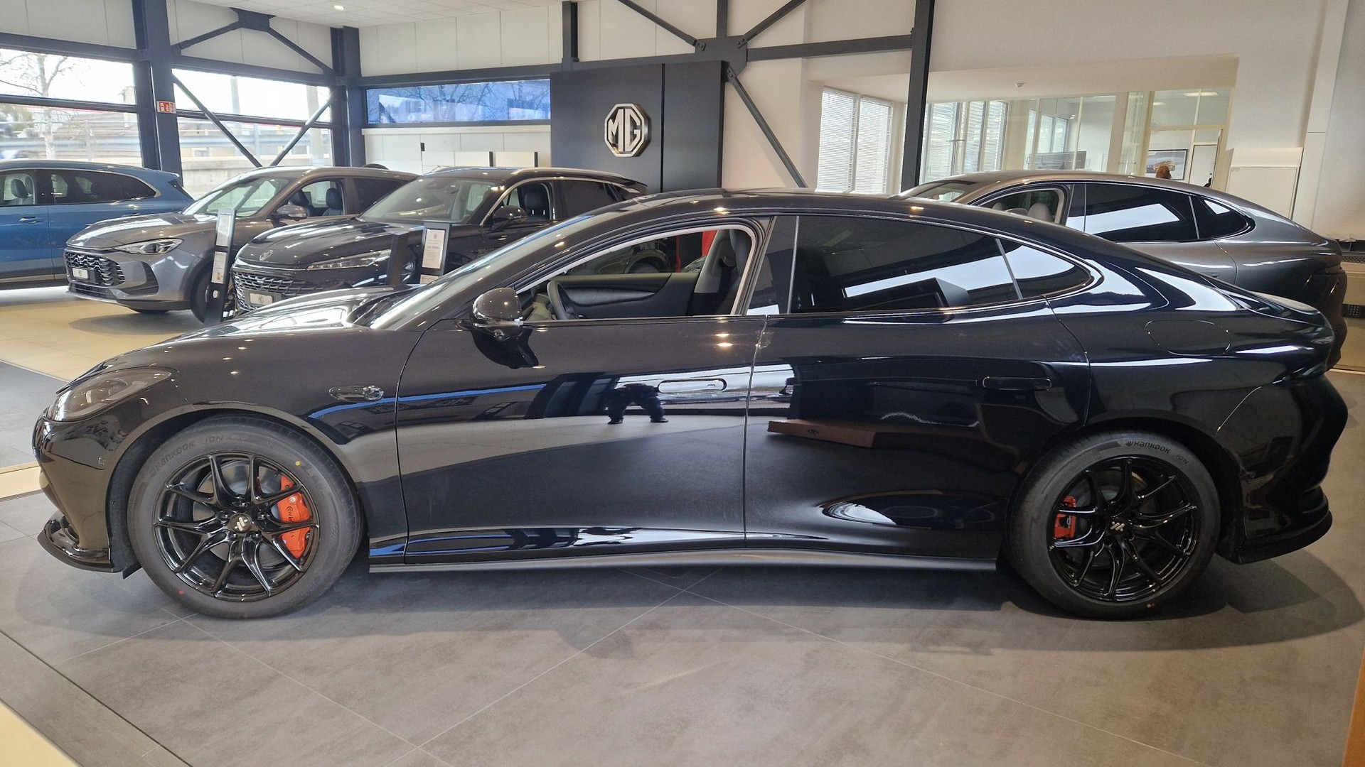 MG IM5 100 kWh Performance 19"-image-9
