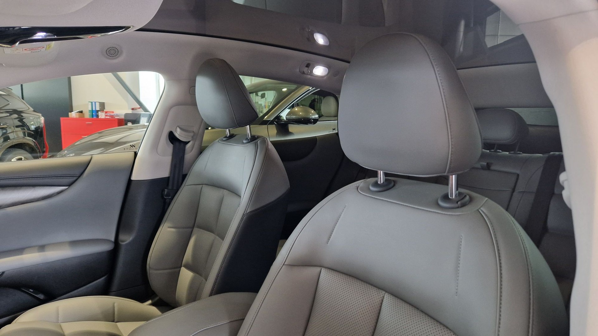 MG IM5 100 kWh Performance 19"-image-8