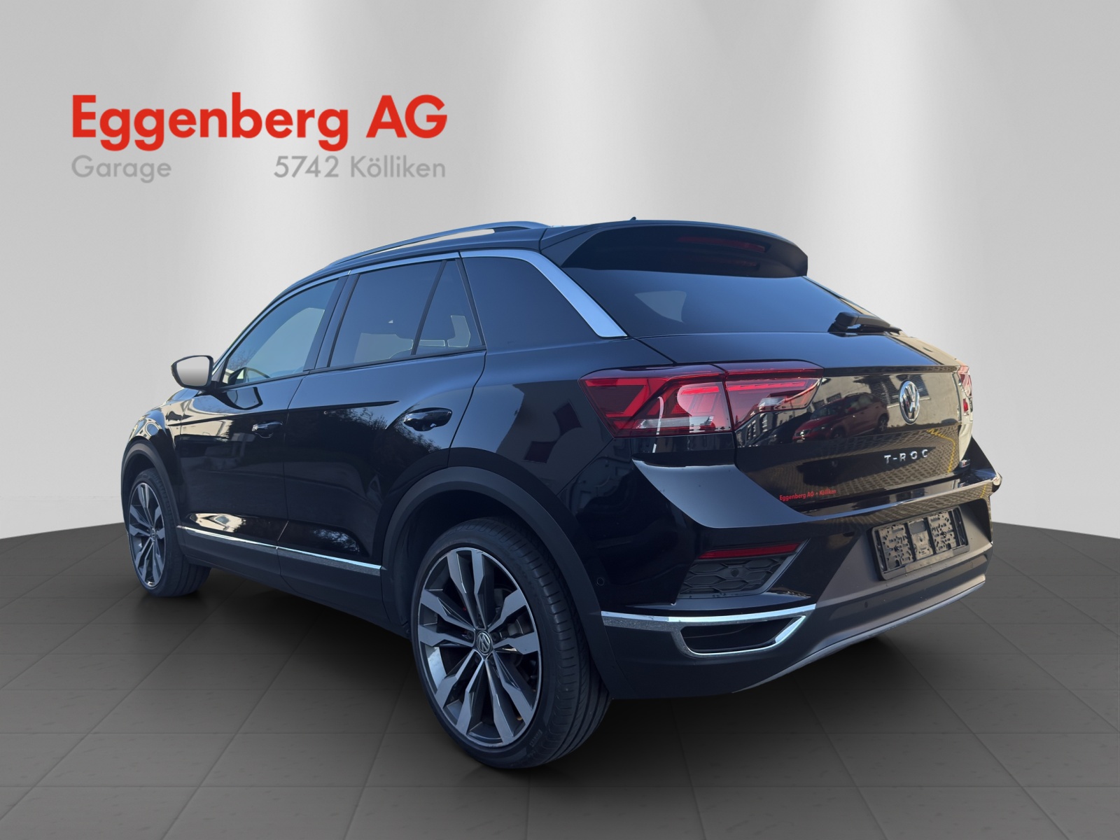 VW T-Roc 2.0 TSI Sport DSG 4Motion, 8-fach bereift-showroom-element-2