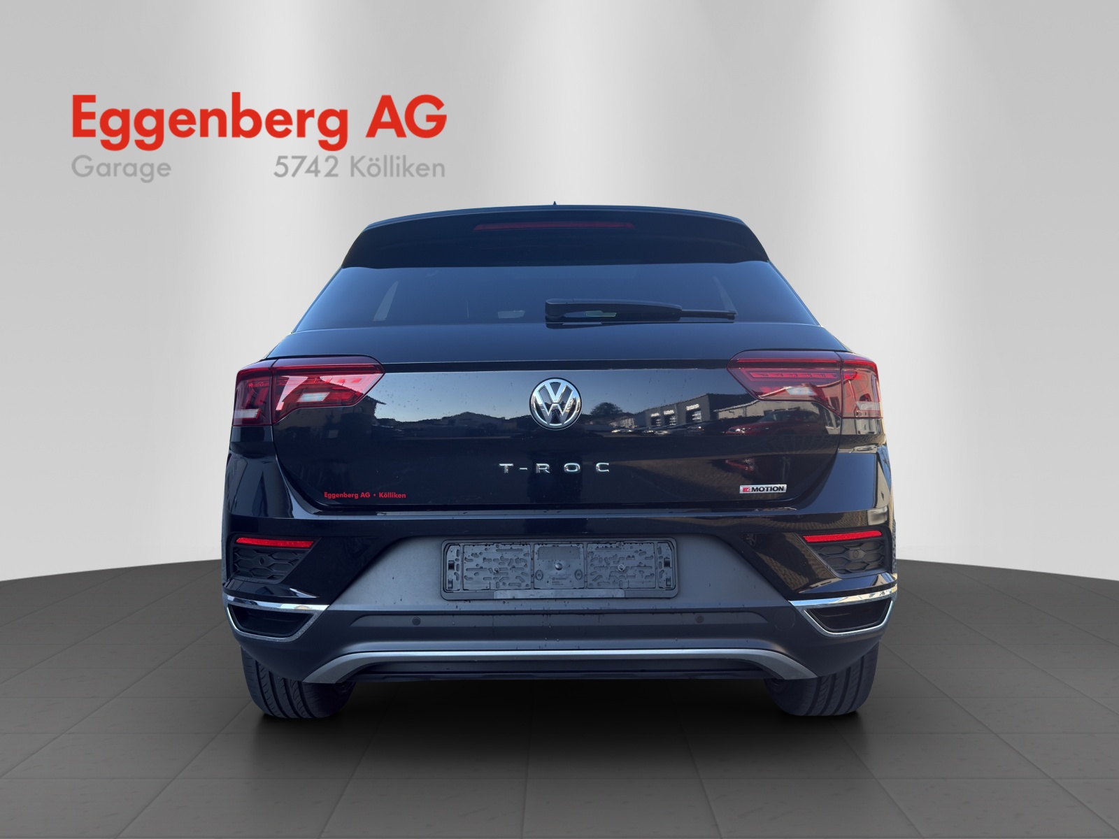 VW T-Roc 2.0 TSI Sport DSG 4Motion, 8-fach bereift-showroom-element-3