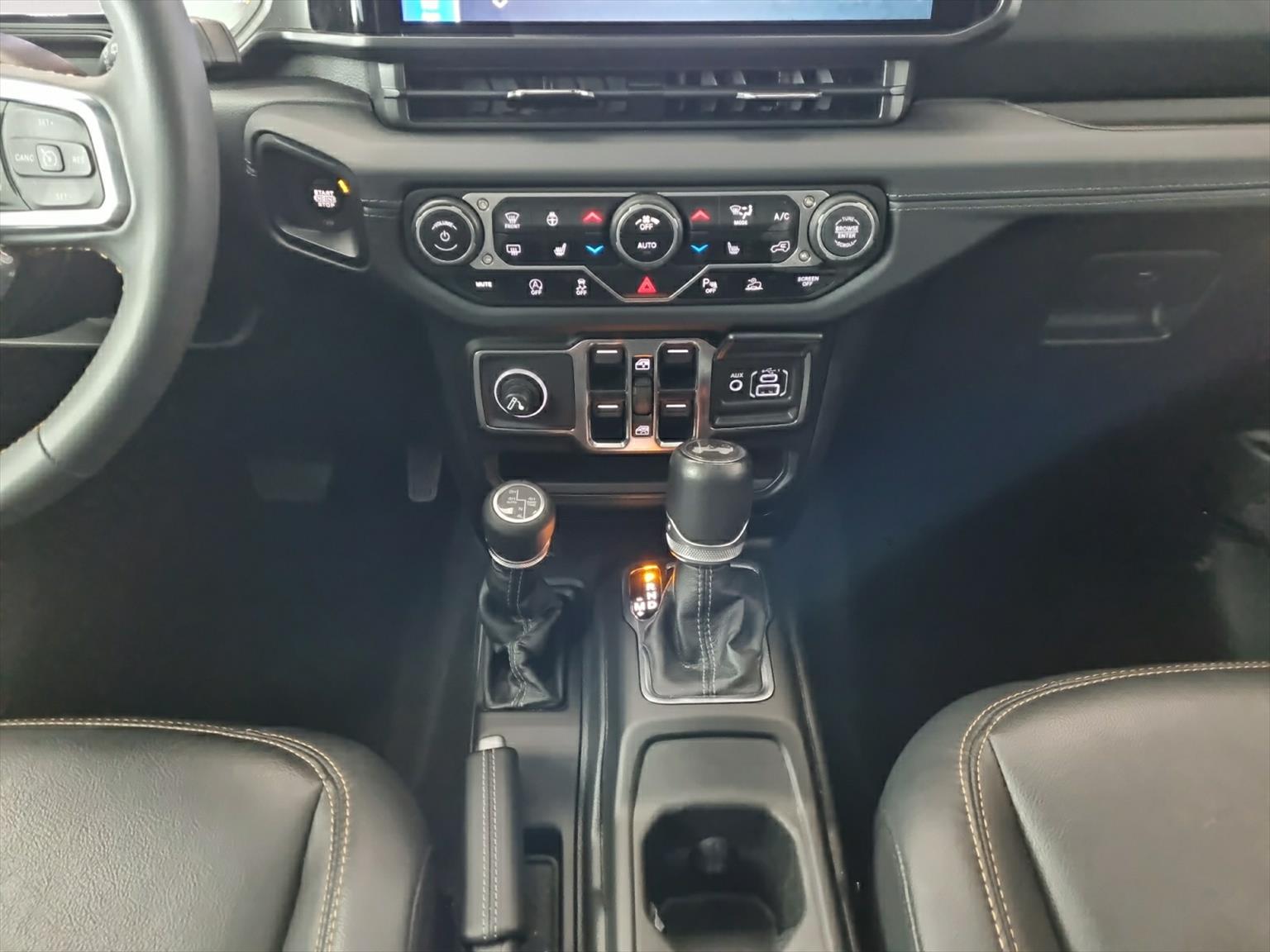 JEEP Wrangler Unl. 2.0 Sahara Facelift-image-7