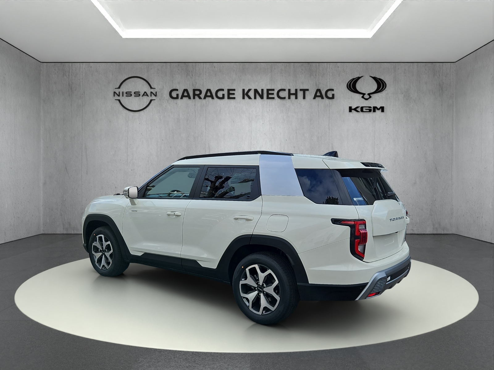 KGM-SsangYong Torres 1.5 T-Gdi Platinum 4WD PGD 360°-image-5