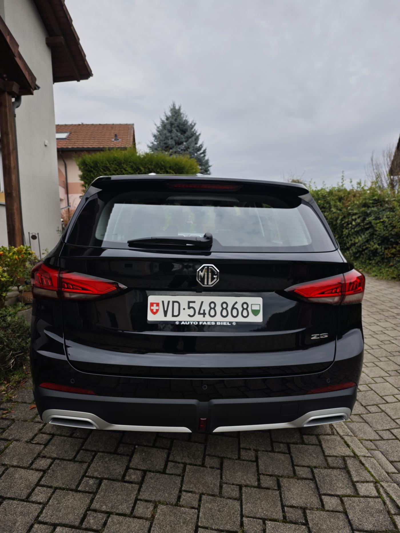 MG ZS 1.5 Standart-showroom-element-3