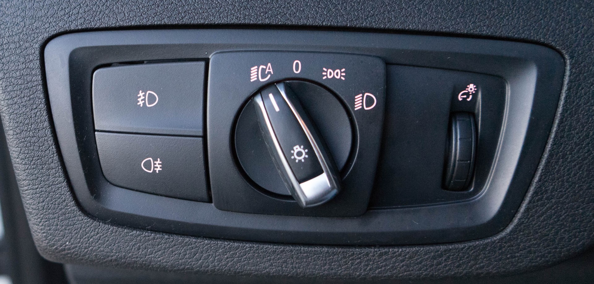 BMW X1 xDrive 18d Sport Line Steptronic-image-10
